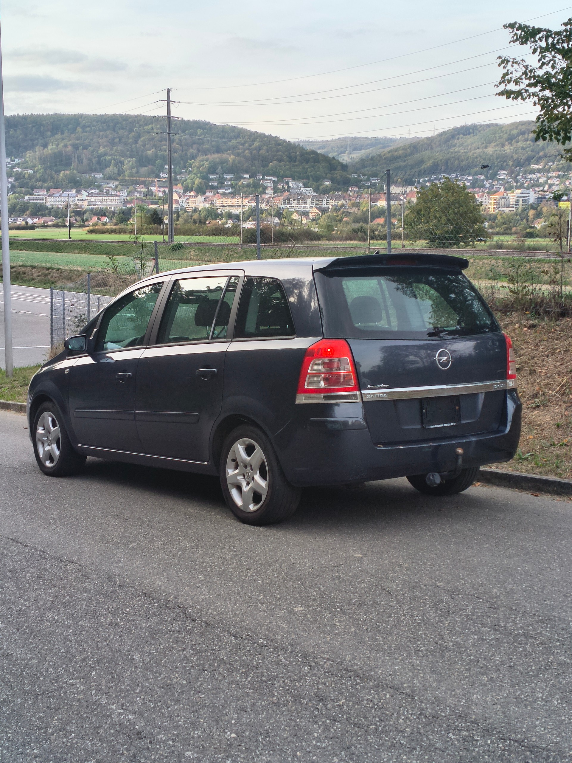 OPEL Zafira 1.9 CDTI Sport Automatic-image-5