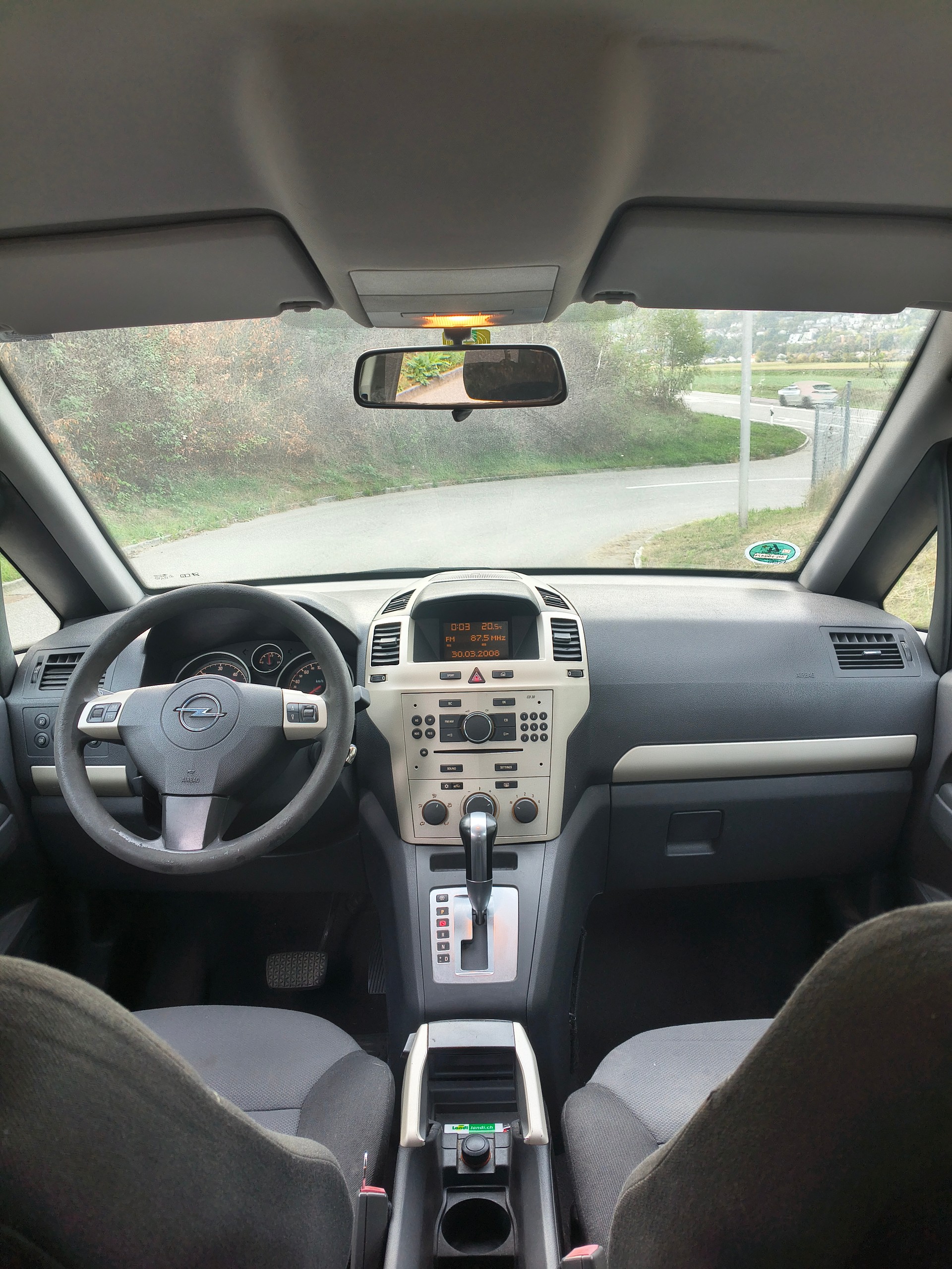 OPEL Zafira 1.9 CDTI Sport Automatic-image-8