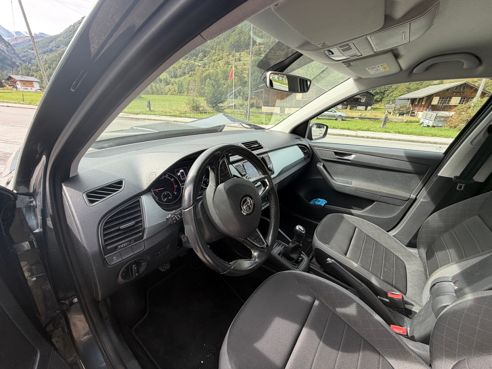 SKODA Fabia 1.0 TSI Monte Carlo-image-8