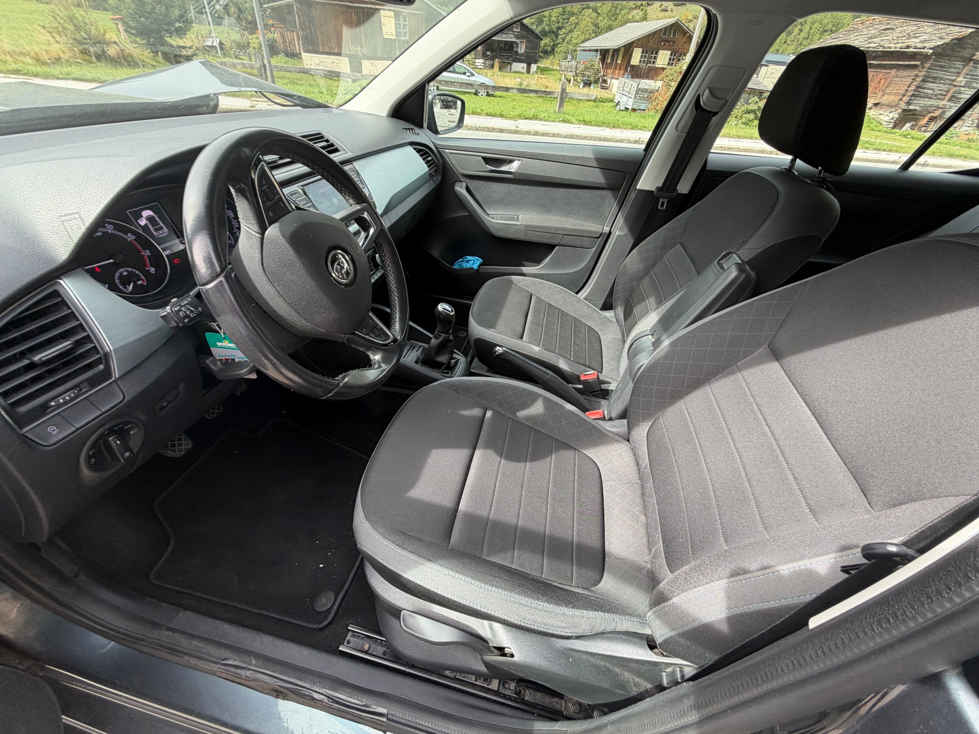 SKODA Fabia 1.0 TSI Monte Carlo-image-11