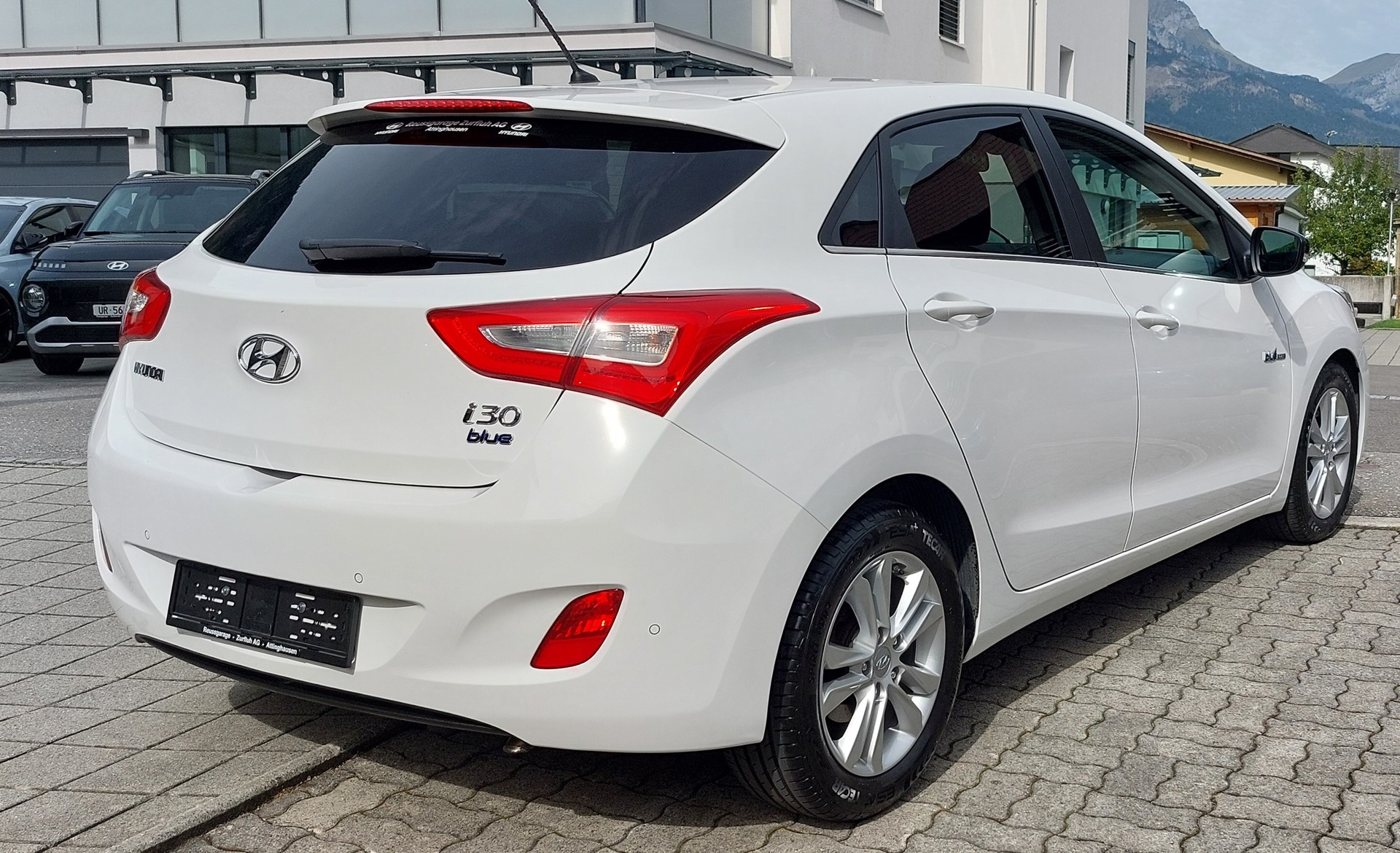 HYUNDAI i30 1.6 GDI GO!-image-4