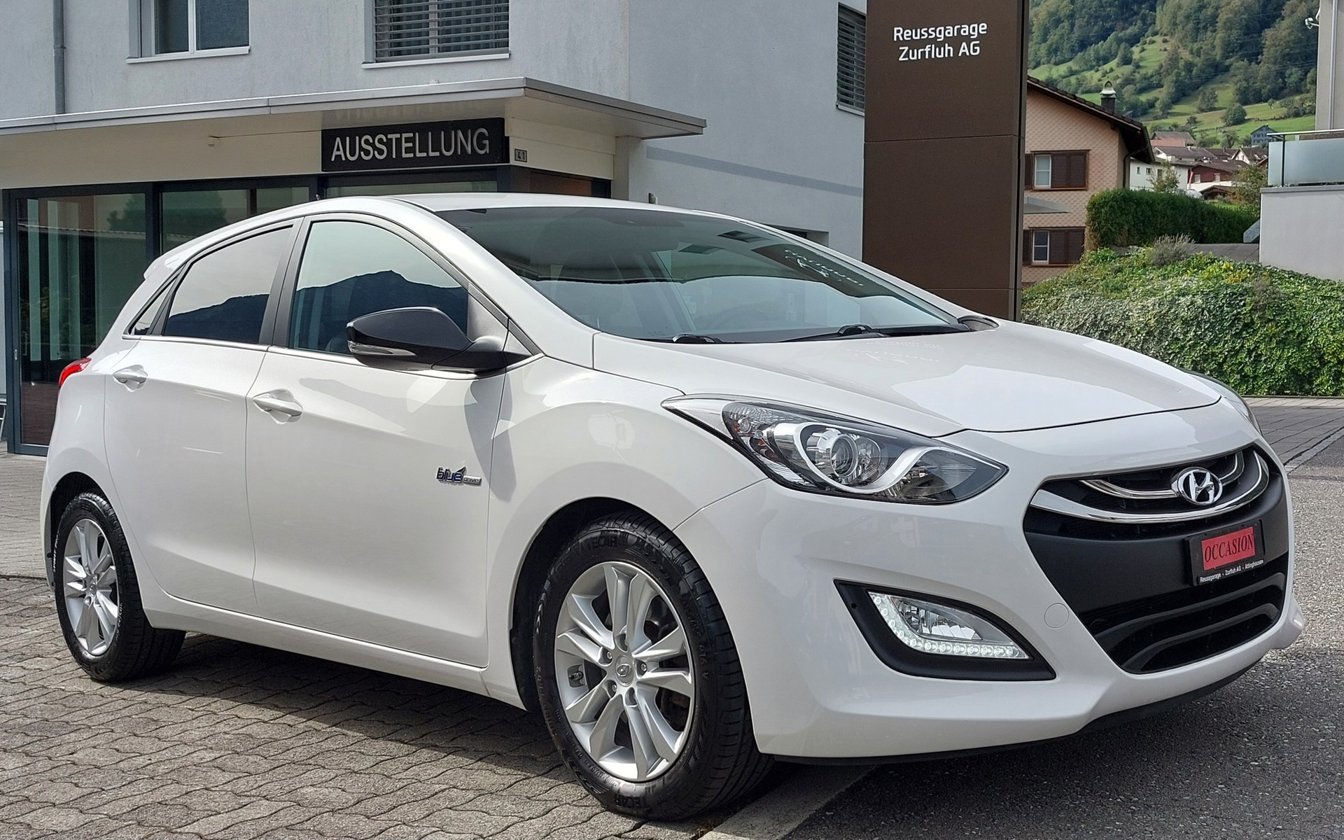 HYUNDAI i30 1.6 GDI GO!-image-2