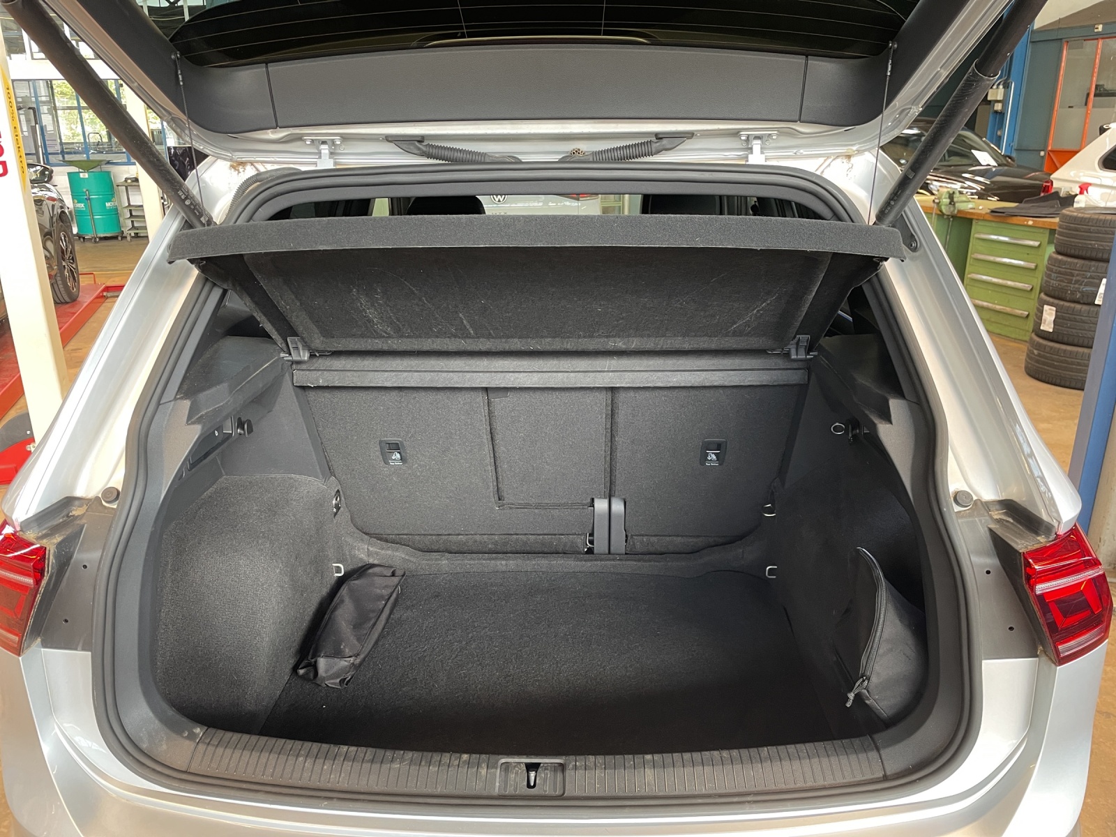 VW Tiguan 2.0 TDI SCR R-Line DSG-image-15