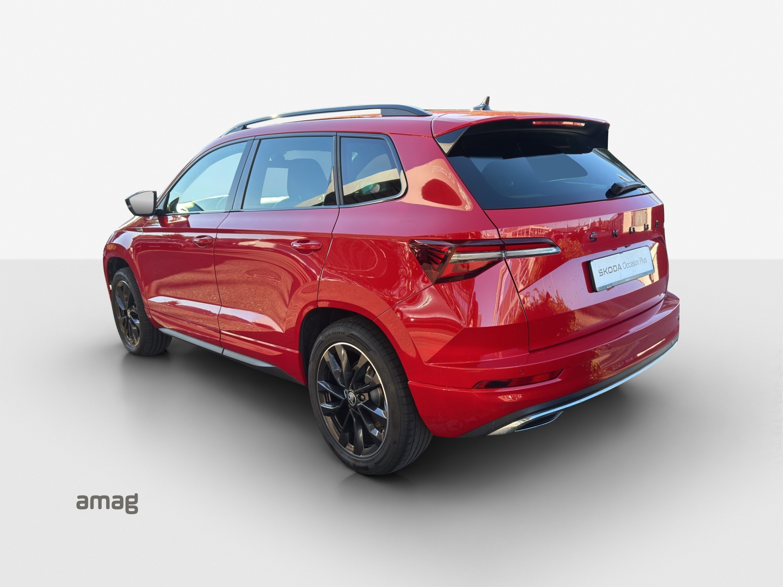 SKODA Karoq 2.0 TSI SportLine 4x4 DSG-image-2