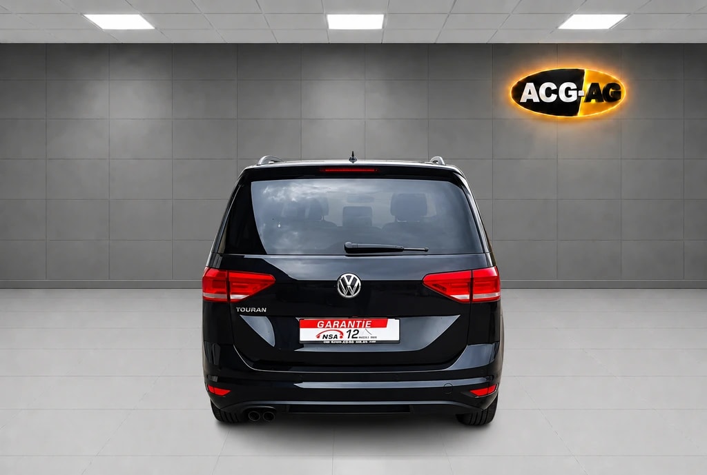 VW Touran 2.0 TDI BlueMotion Technology Comfortline DSG ** 7-Plätzer ** Gr-Navi ** RF-Kamera ** ACC ** Sitzheizung ** Ab MFK **-image-4