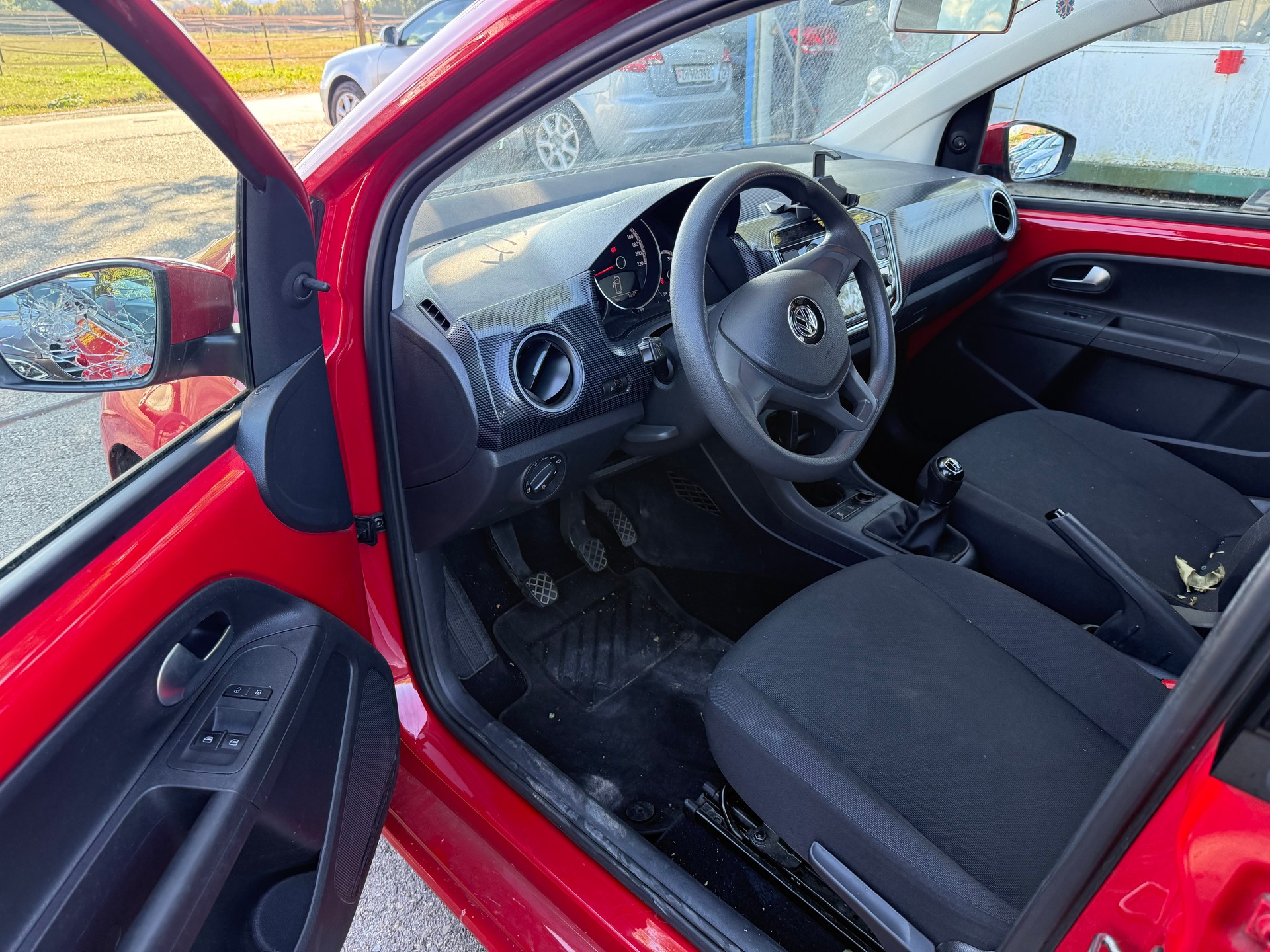 VW Up 1.0 BMT sound up-image-9