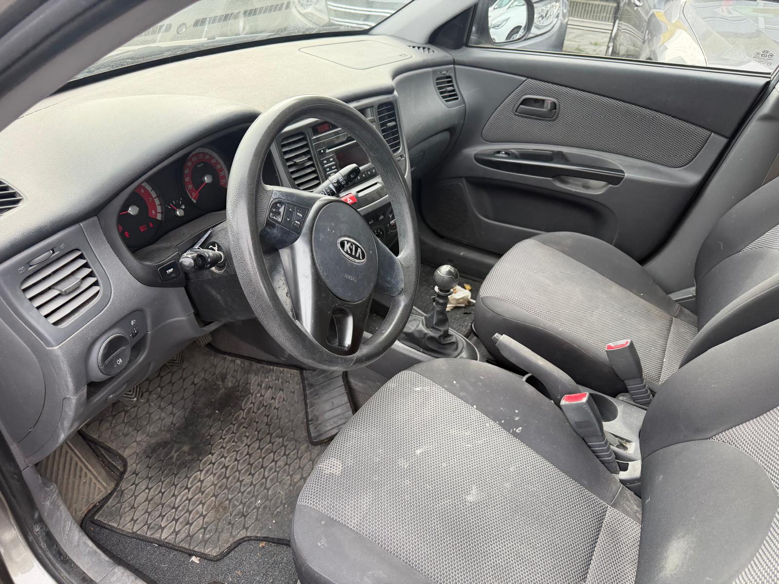 KIA Rio 1.4 16V Trend-image-7