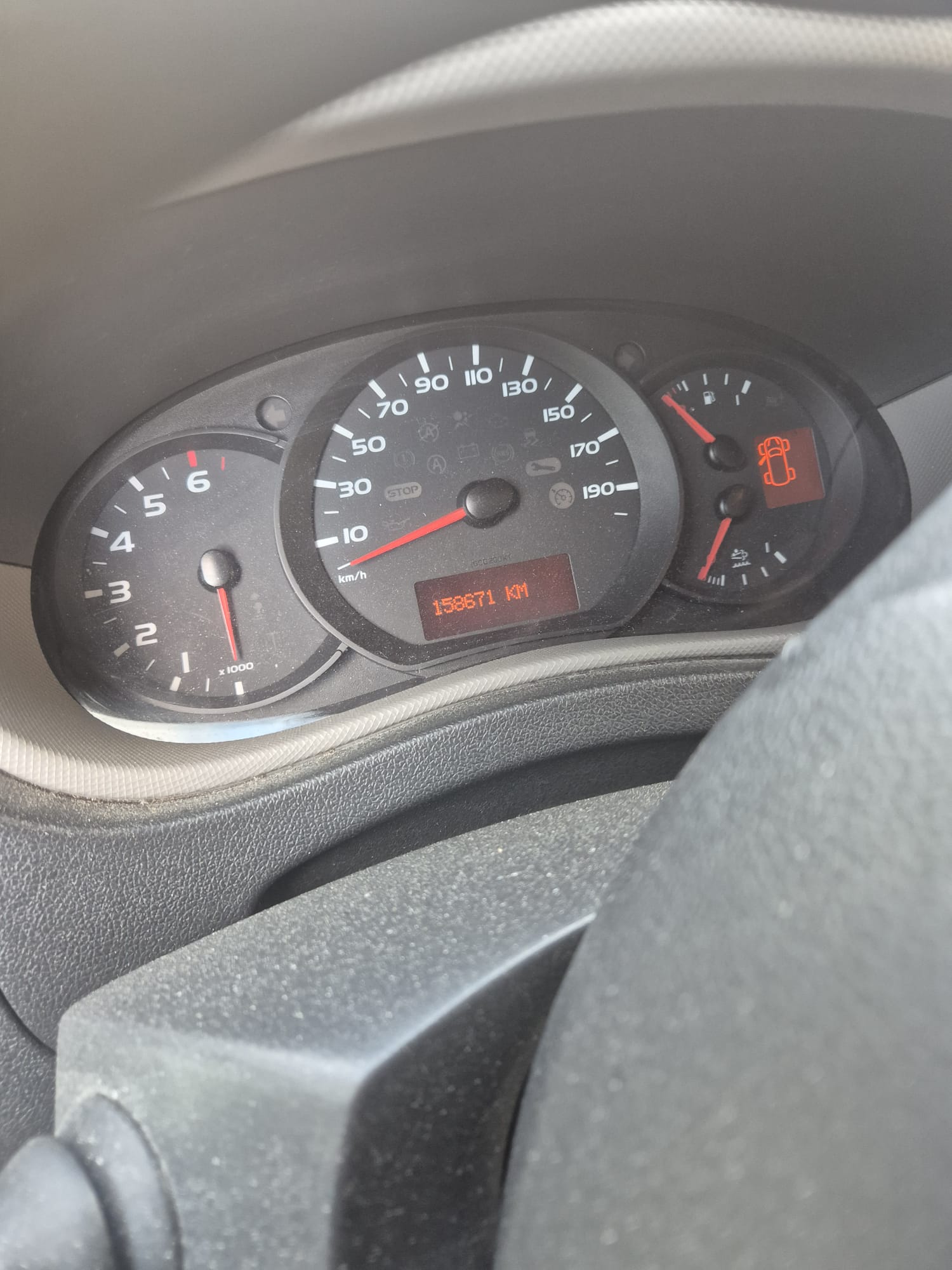 RENAULT Master T35 ENERGY dCi 145 Kombi L2H2-image-5