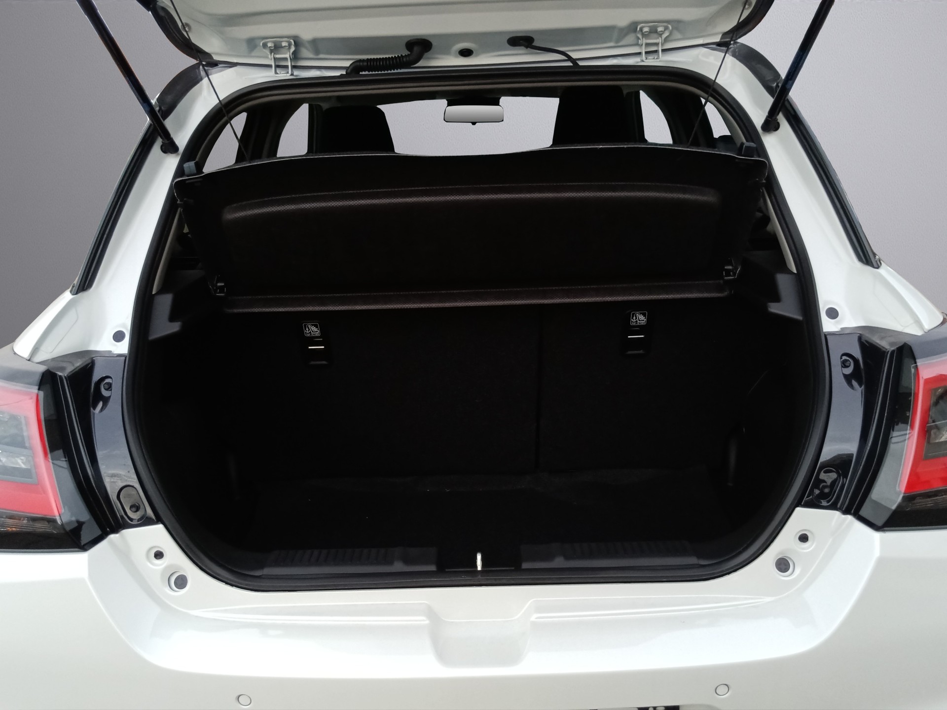 SUZUKI Swift 1.2 Compact Top Hybrid 4x4-image-15