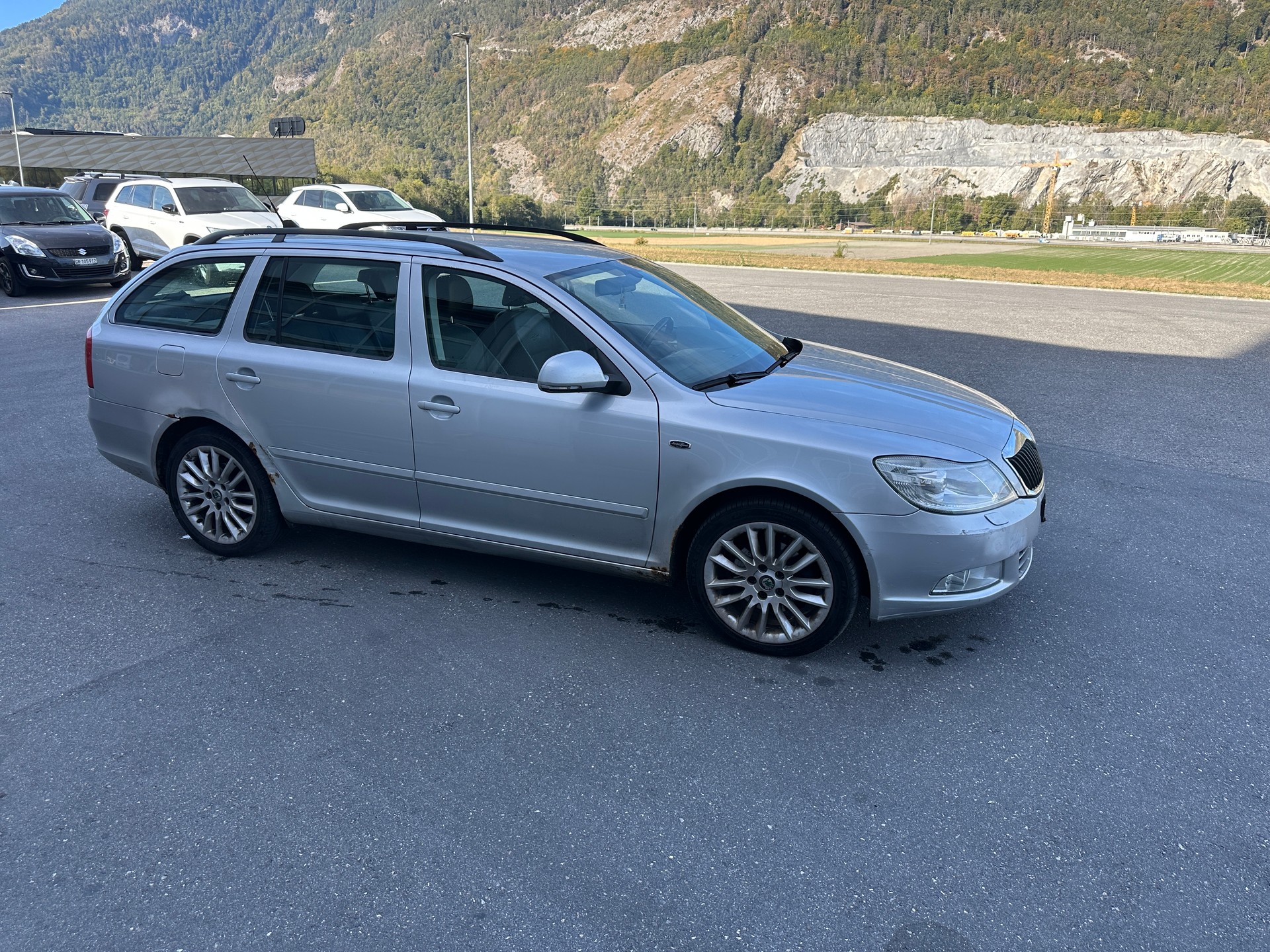 SKODA Octavia Combi 2.0 TDI Laurin & Klement 4x4-image-8