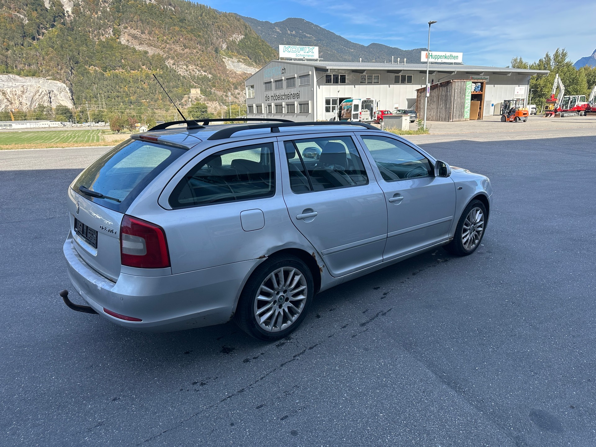 SKODA Octavia Combi 2.0 TDI Laurin & Klement 4x4-image-7