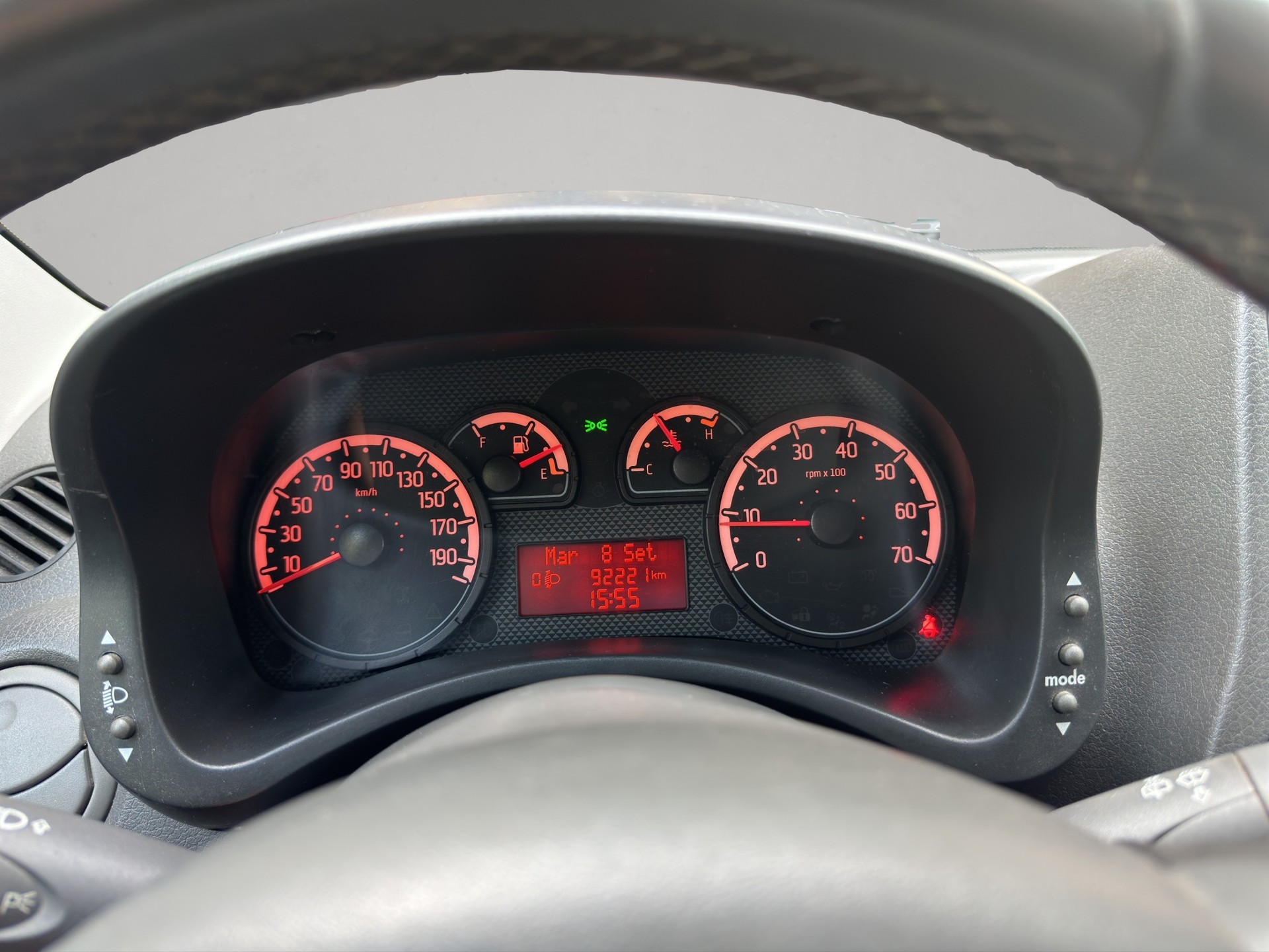 FIAT Panda 1.3 16V JTD Climbing 4x4-image-8