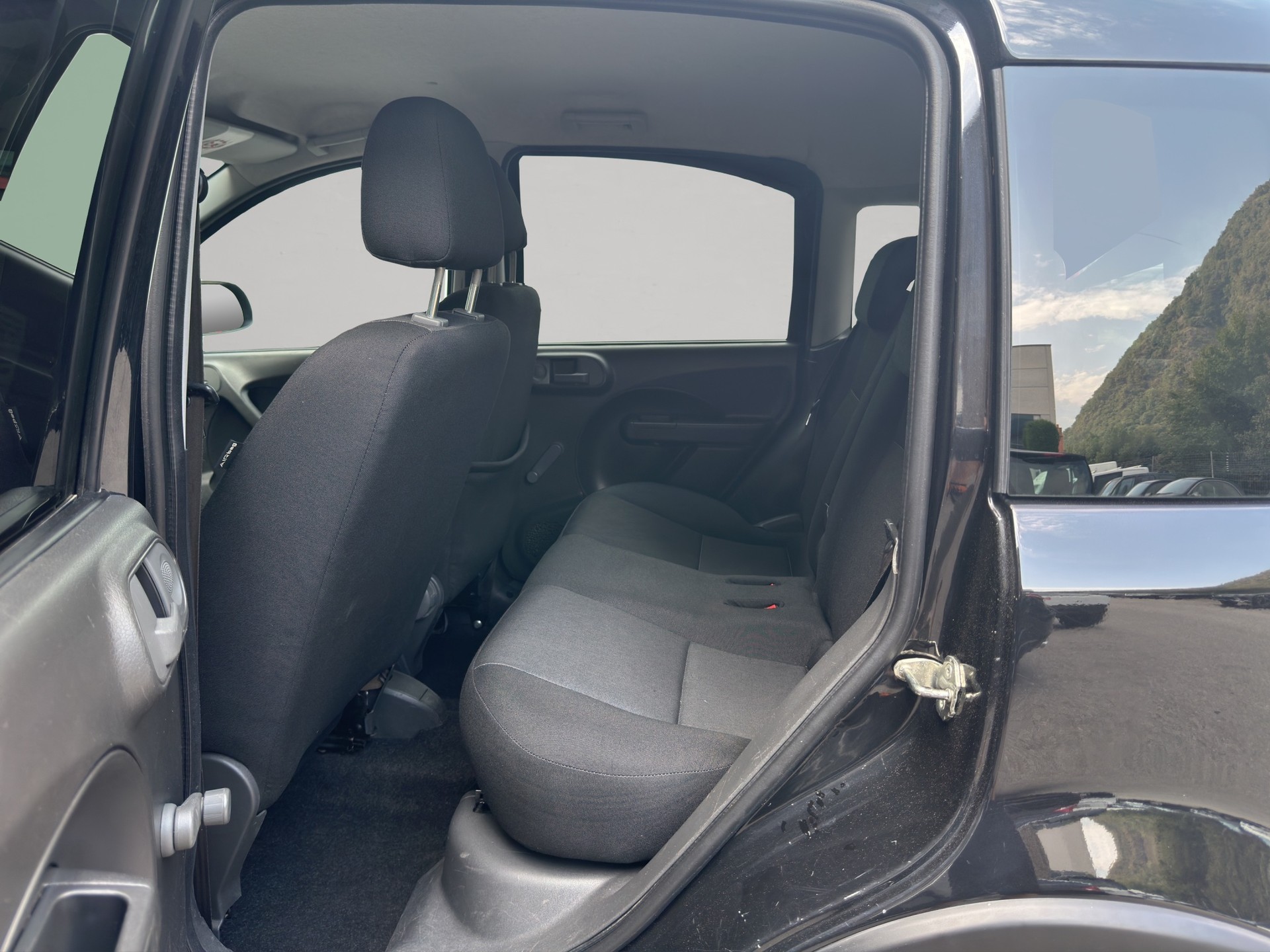 FIAT Panda 1.3 16V JTD Climbing 4x4-image-10