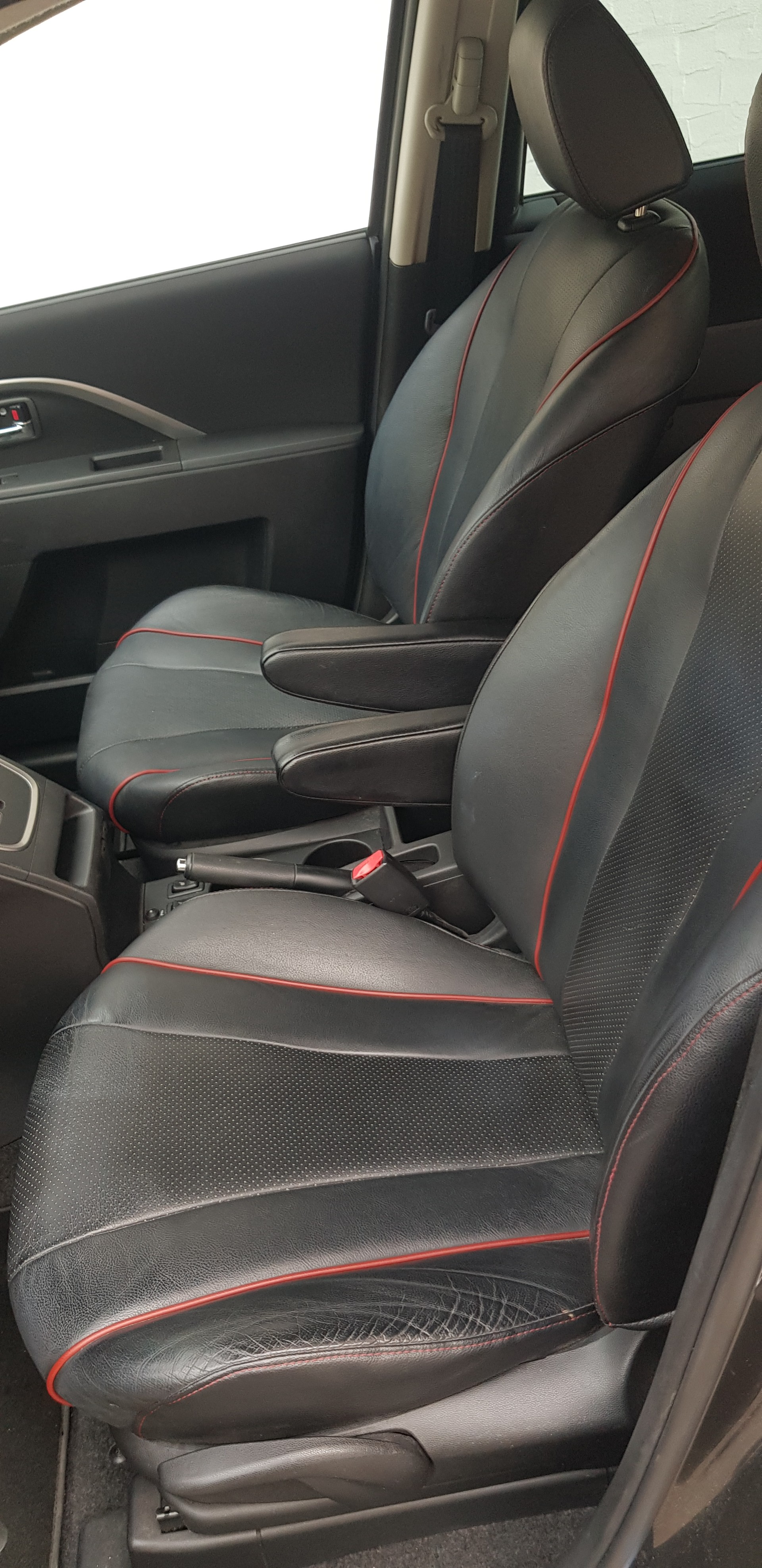 MAZDA 5 2.0 16V Sport Activematic-image-7