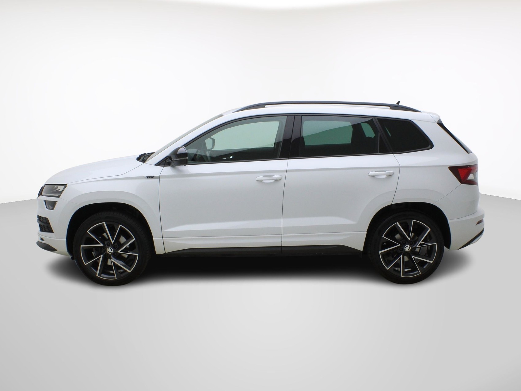 SKODA Karoq 2.0 TDI DSG Sport Line 4x4-image-2
