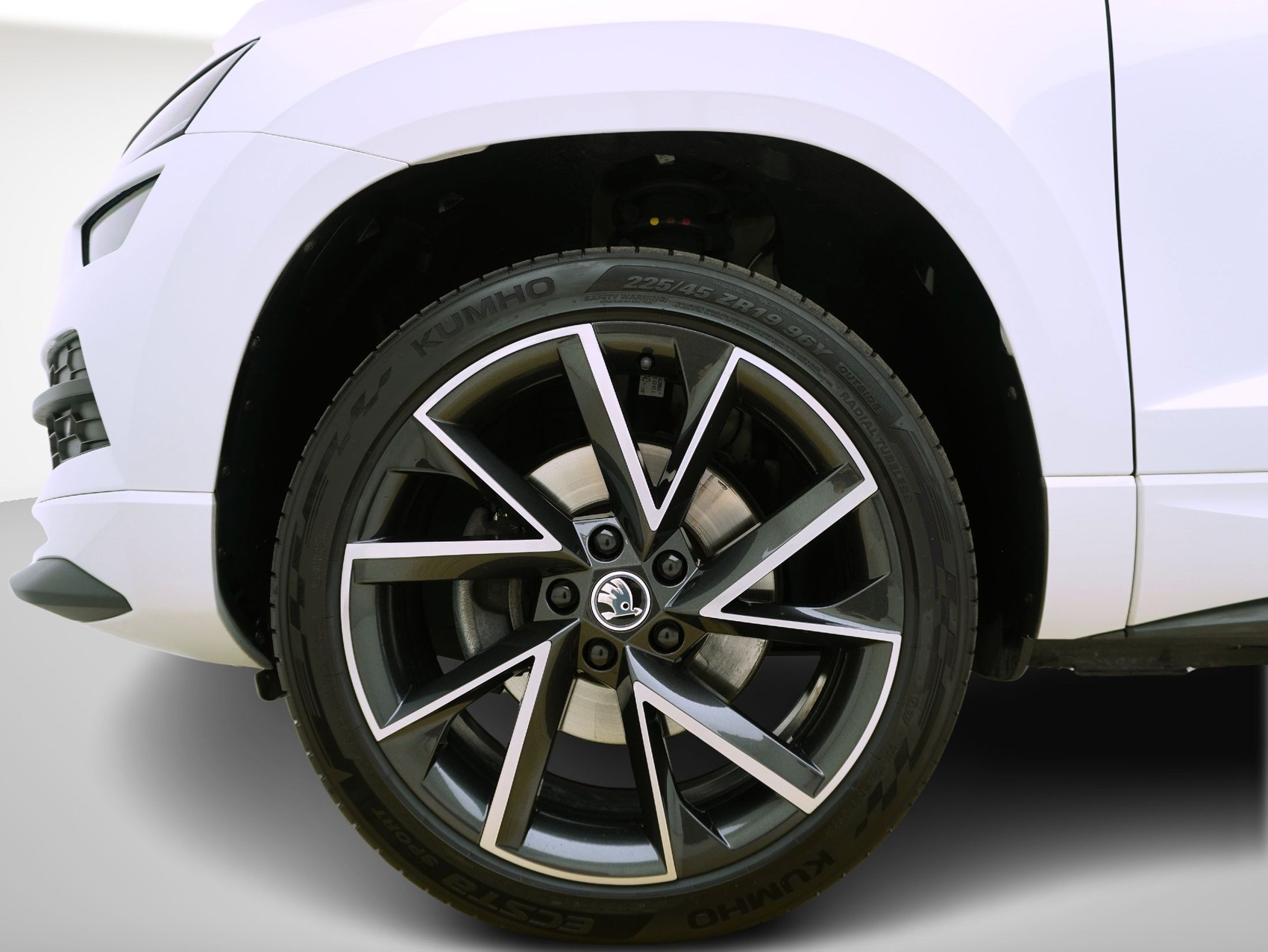 SKODA Karoq 2.0 TDI DSG Sport Line 4x4-image-6