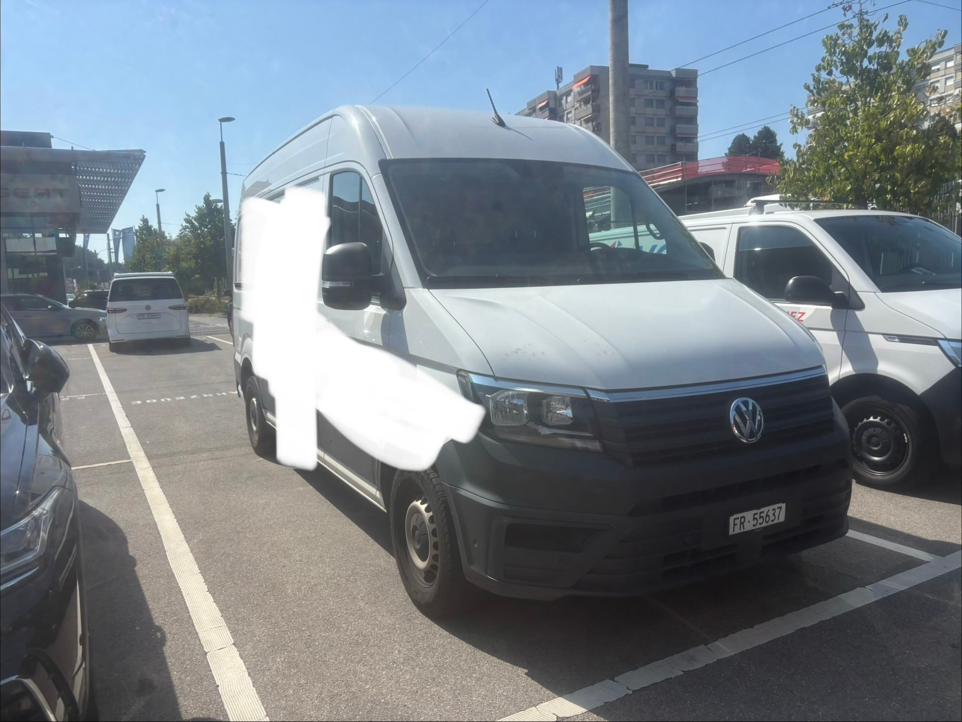 VW Crafter 35 2.0 TDI Entry L3 A-image-2