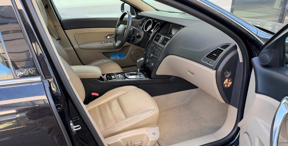 RENAULT Latitude 3.0 dCi Initiale active-shift-image-5