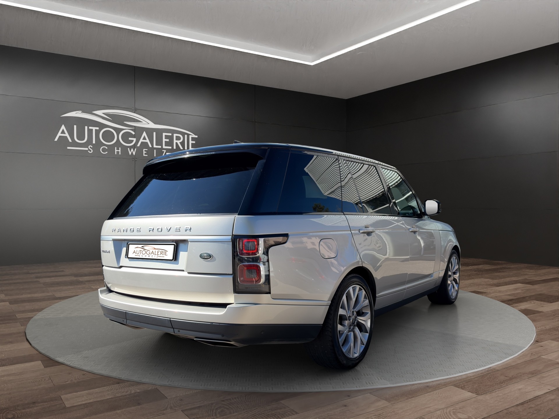 LAND ROVER Range Rover 3.0 SDV6 Vogue | CH | Leder Ivory | Pano | Standheizung | HeadUp | Drive Pro | Pixel-Laser | DAB+ |-image-4