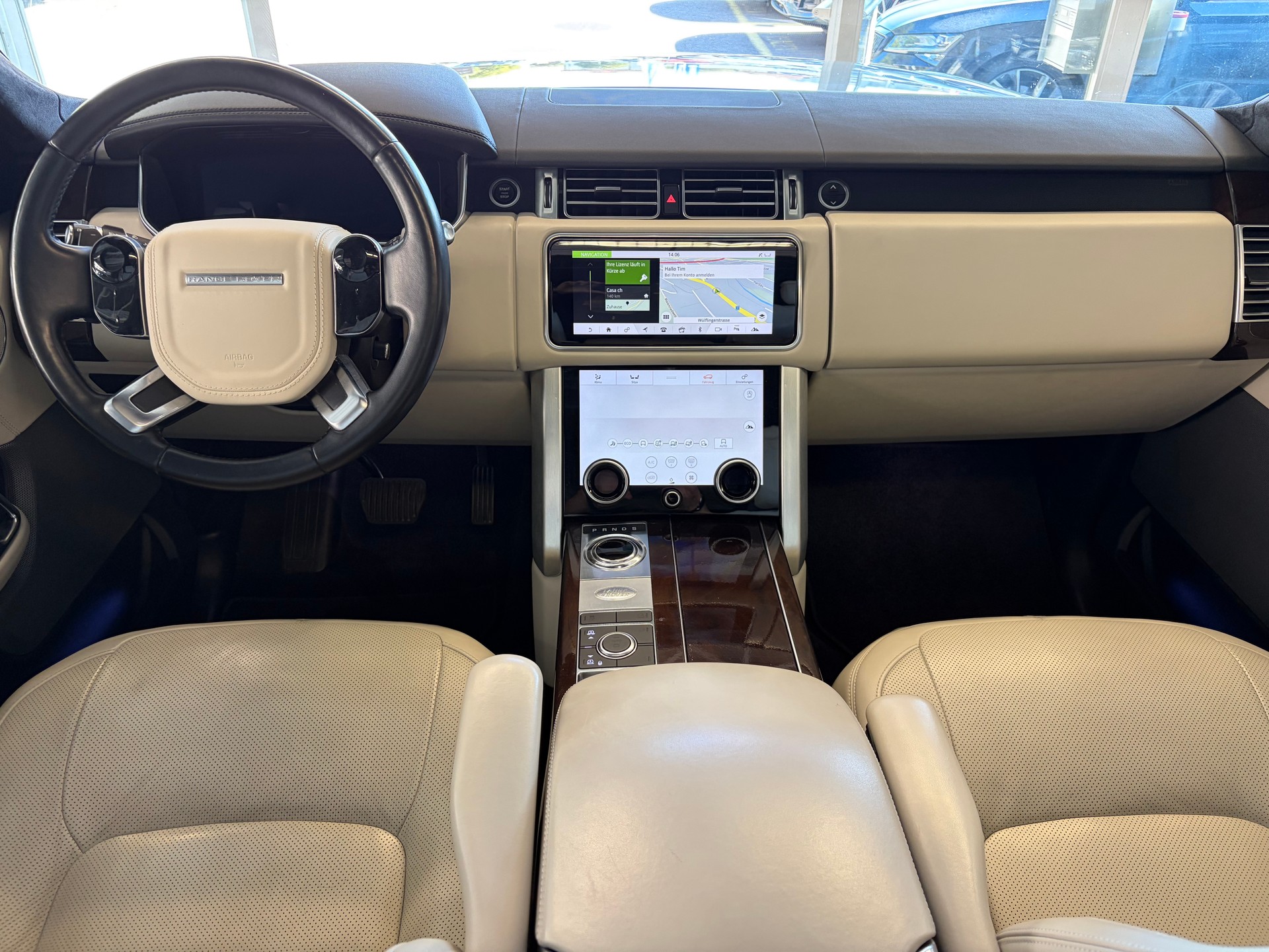 LAND ROVER Range Rover 3.0 SDV6 Vogue | CH | Leder Ivory | Pano | Standheizung | HeadUp | Drive Pro | Pixel-Laser | DAB+ |-image-11
