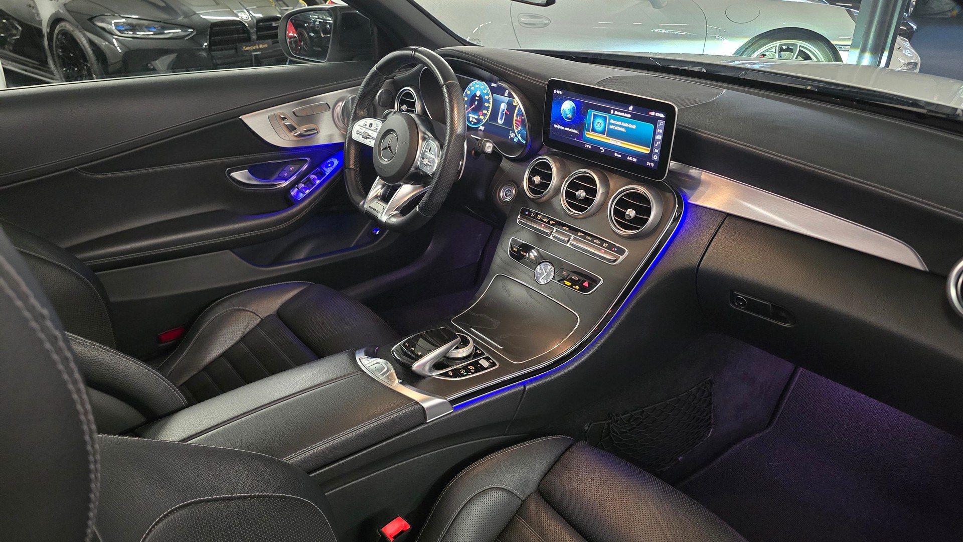 MERCEDES-BENZ C 43 Cabriolet AMG 4Matic 9G-Tronic-image-20