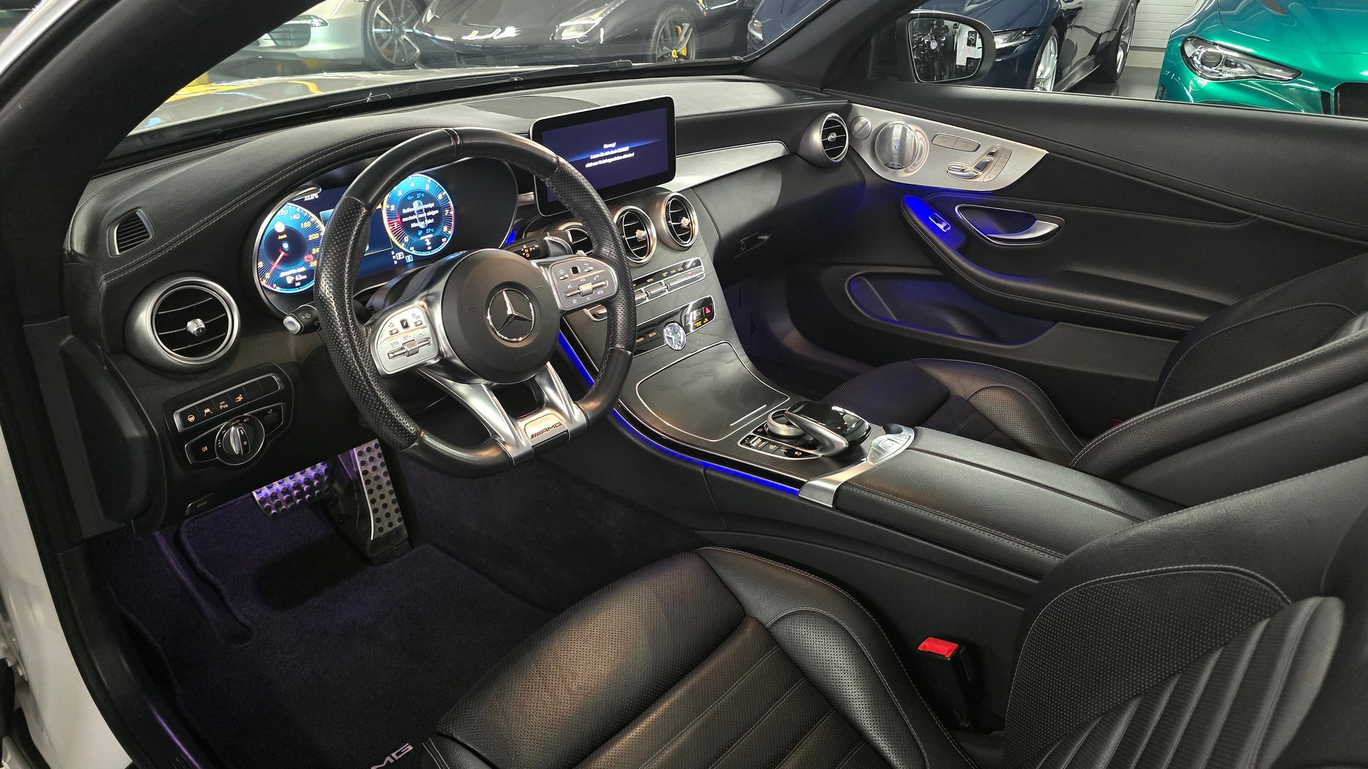 MERCEDES-BENZ C 43 Cabriolet AMG 4Matic 9G-Tronic-image-14