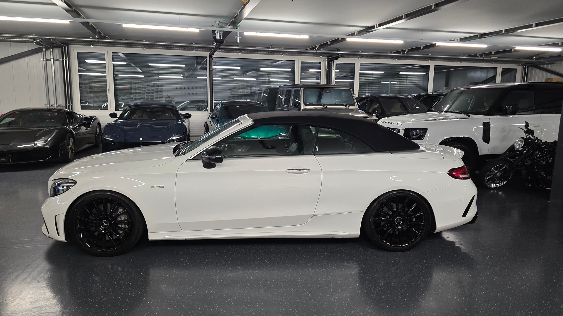 MERCEDES-BENZ C 43 Cabriolet AMG 4Matic 9G-Tronic-image-25