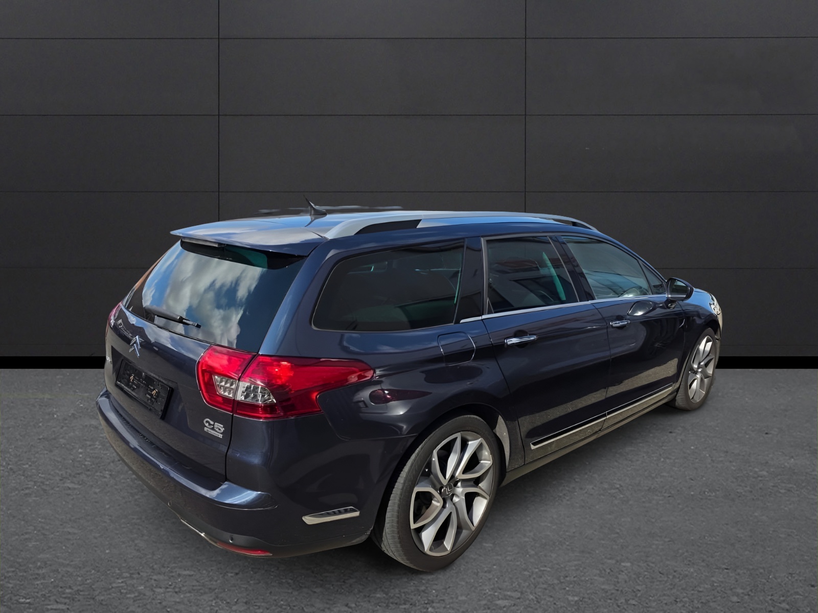 CITROEN C5 Tourer 3.0 HDi V6 Exclusive Automatic-image-2