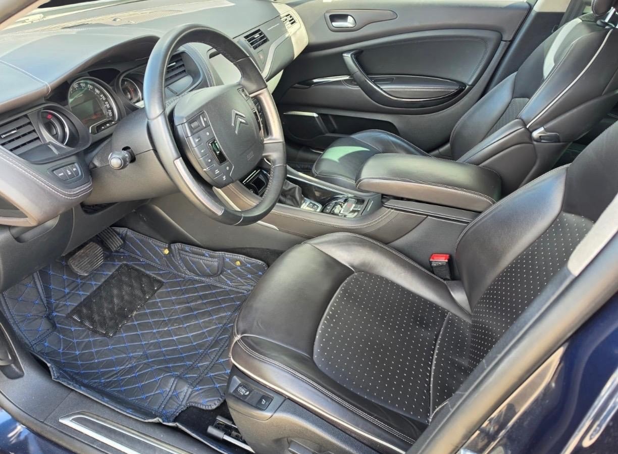 CITROEN C5 Tourer 3.0 HDi V6 Exclusive Automatic-image-4