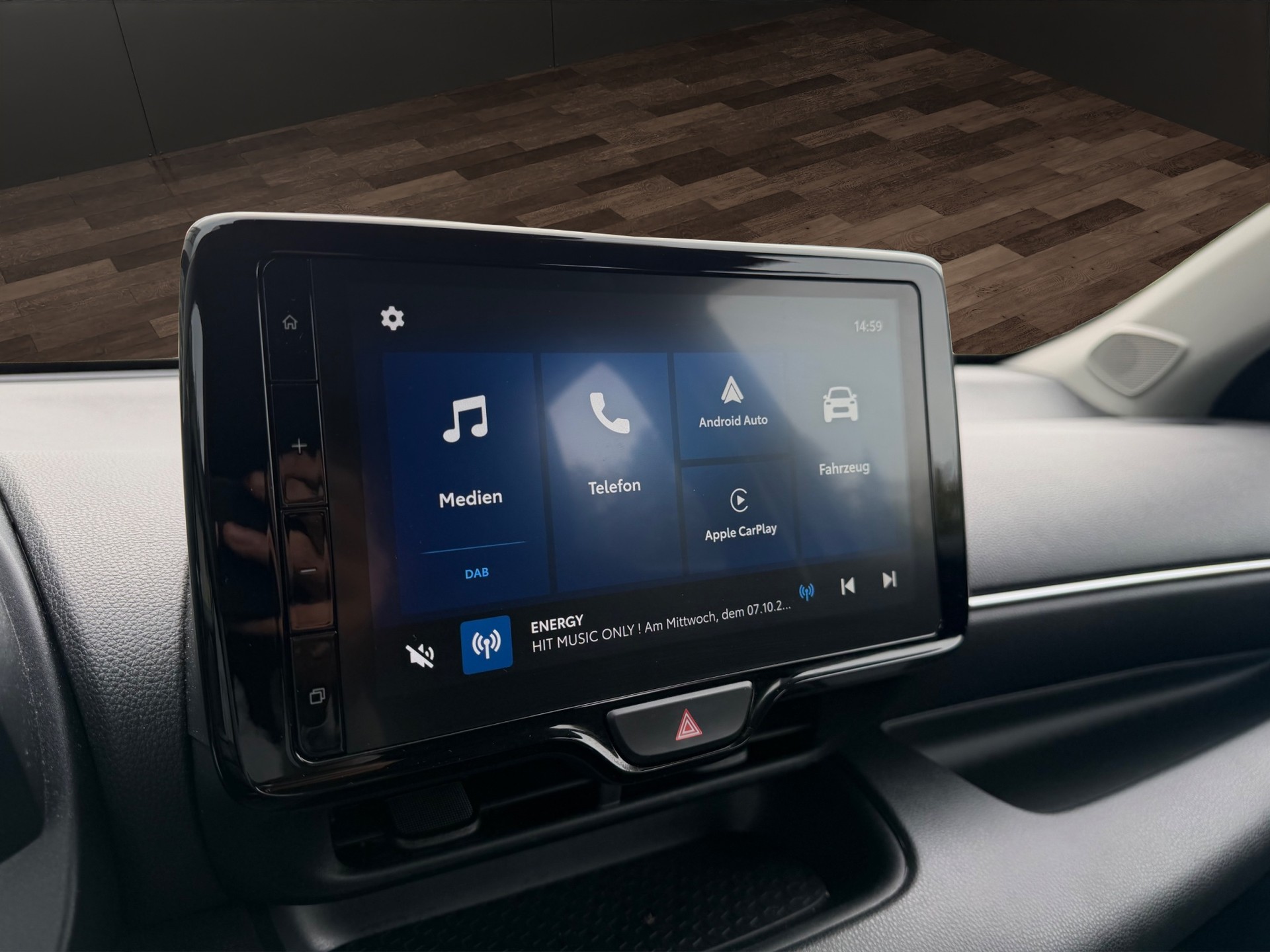 MAZDA 2 Hybrid Centre-line-image-20