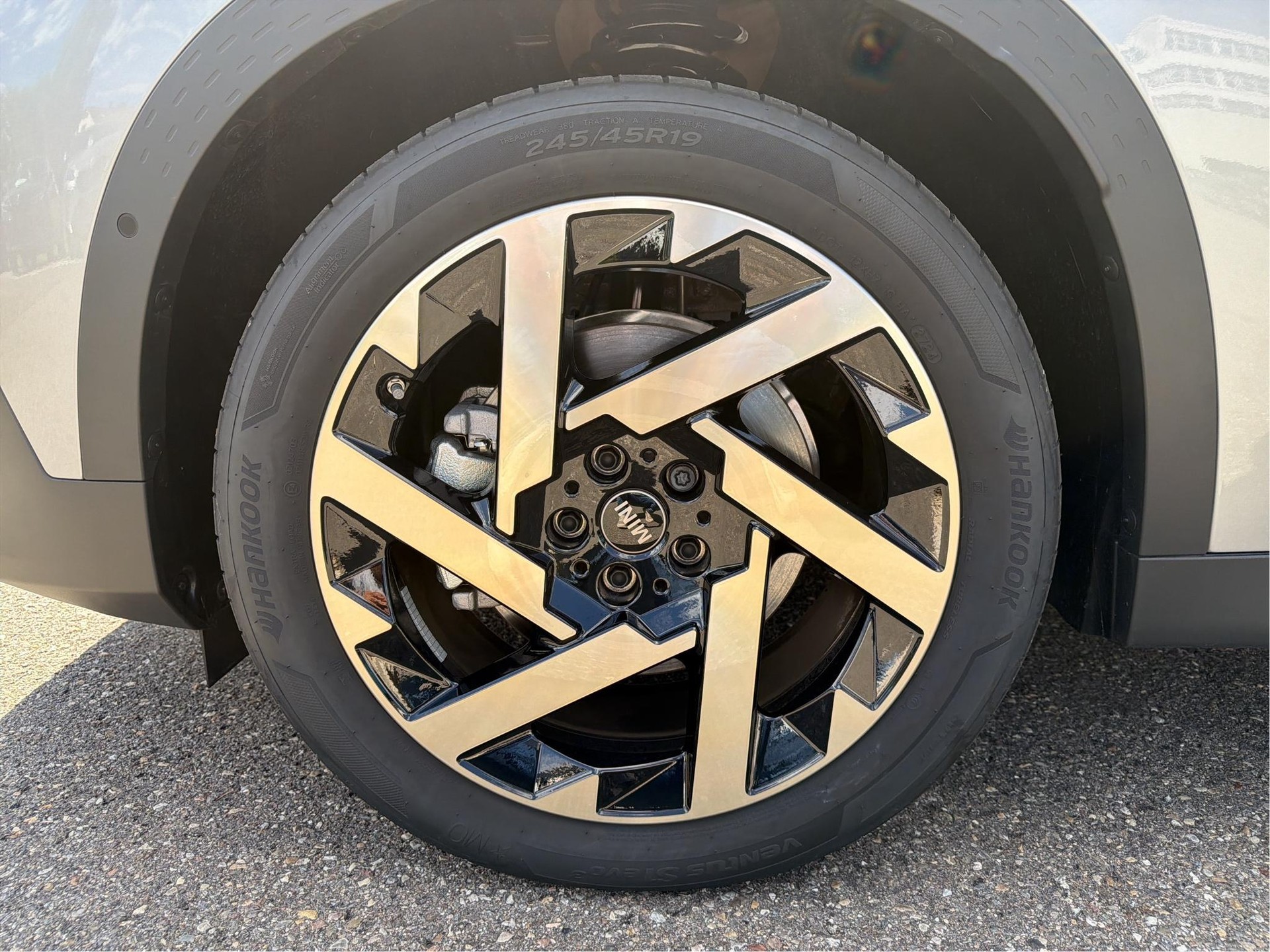 MINI Countryman SE ALL4-image-9