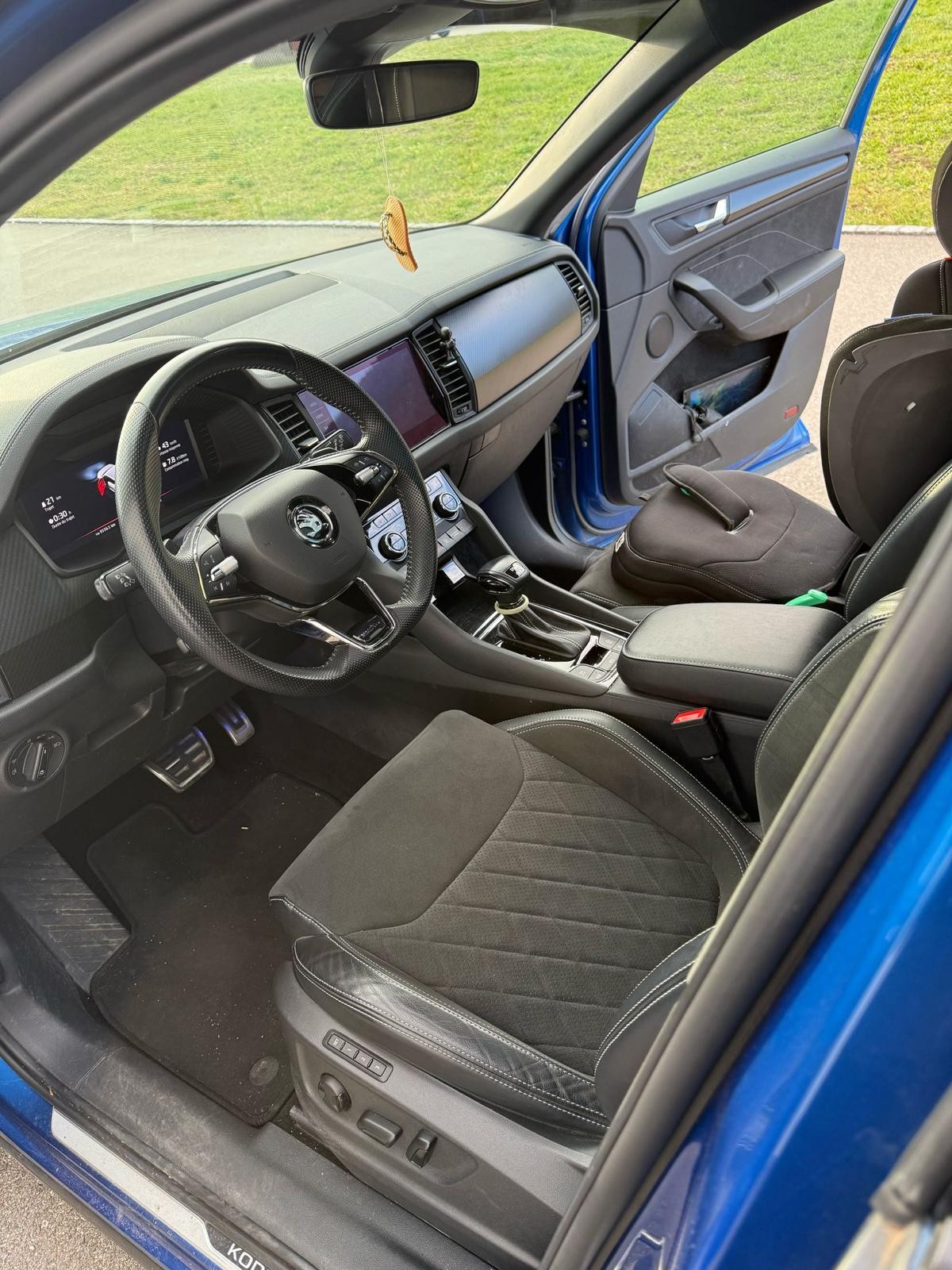 SKODA 2.0 TSI Sportline DSG-image-3