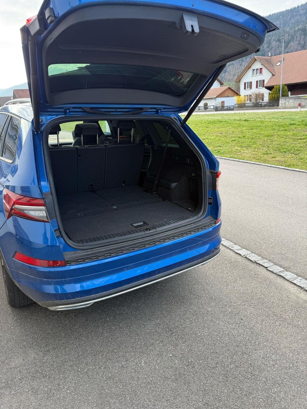 SKODA 2.0 TSI Sportline DSG-image-2