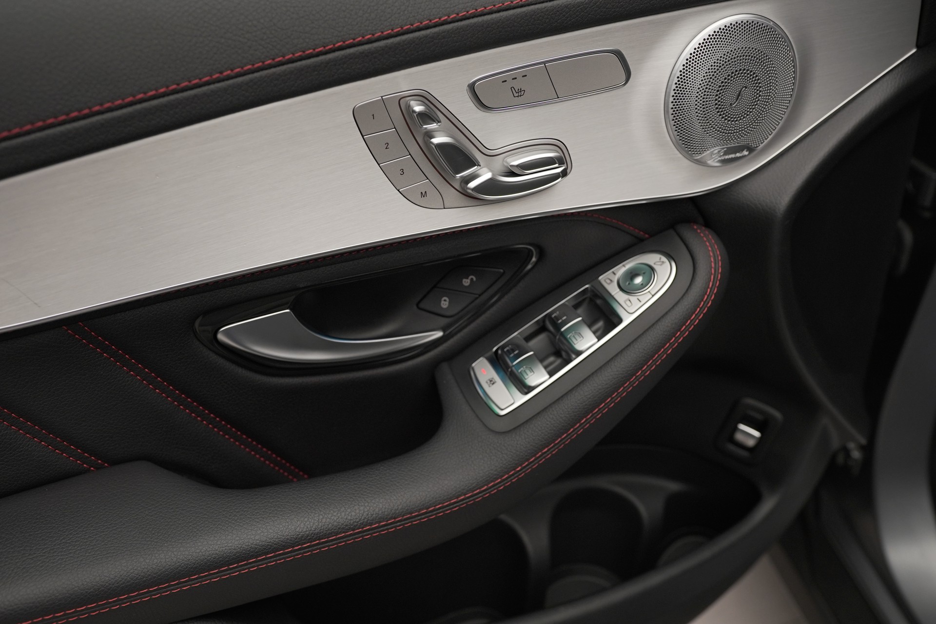 MERCEDES-BENZ GLC Coupé 43 AMG 4Matic 9G-Tronic-image-17