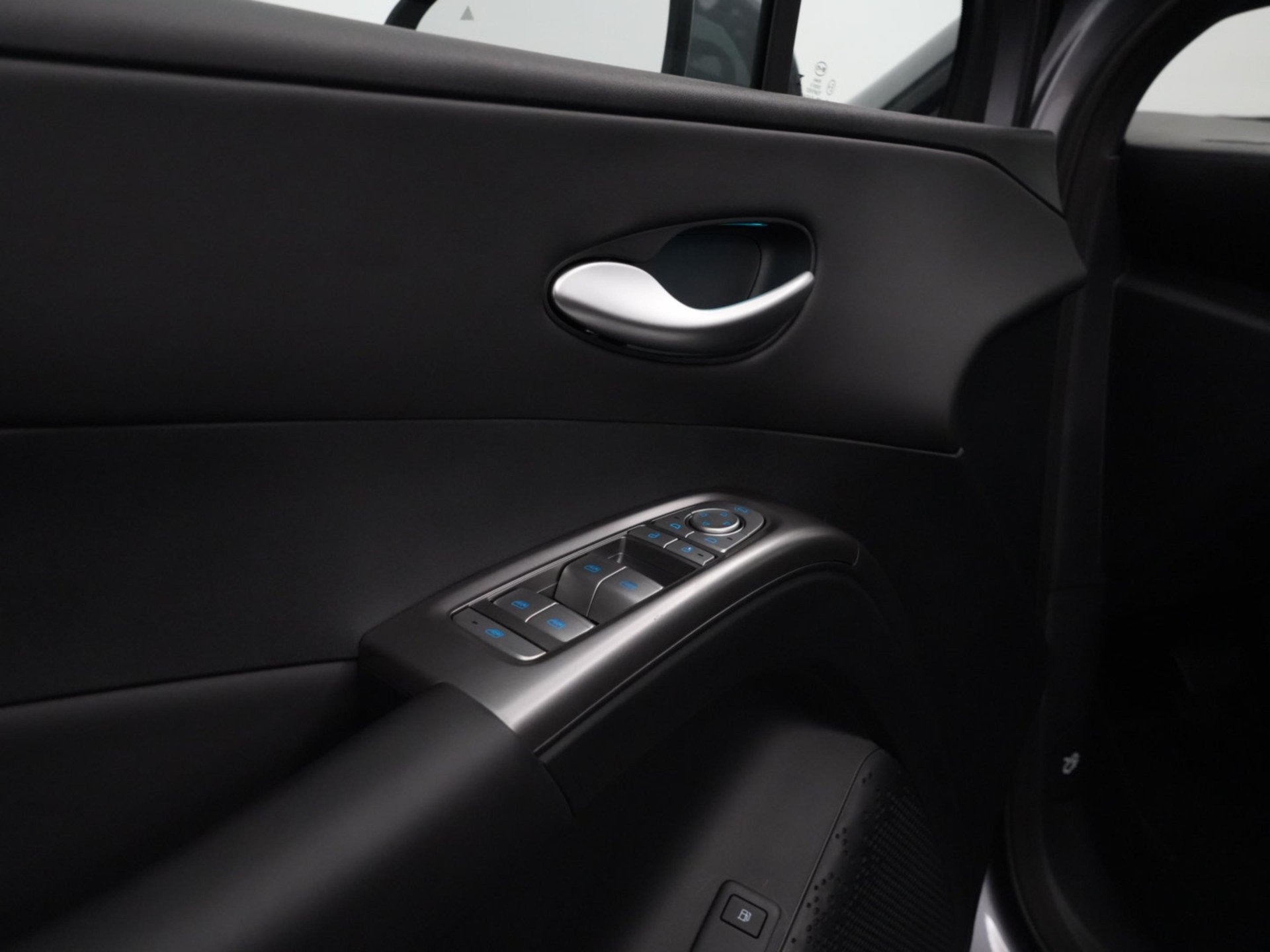 BYD Dolphin G DM-i Comfort-image-19