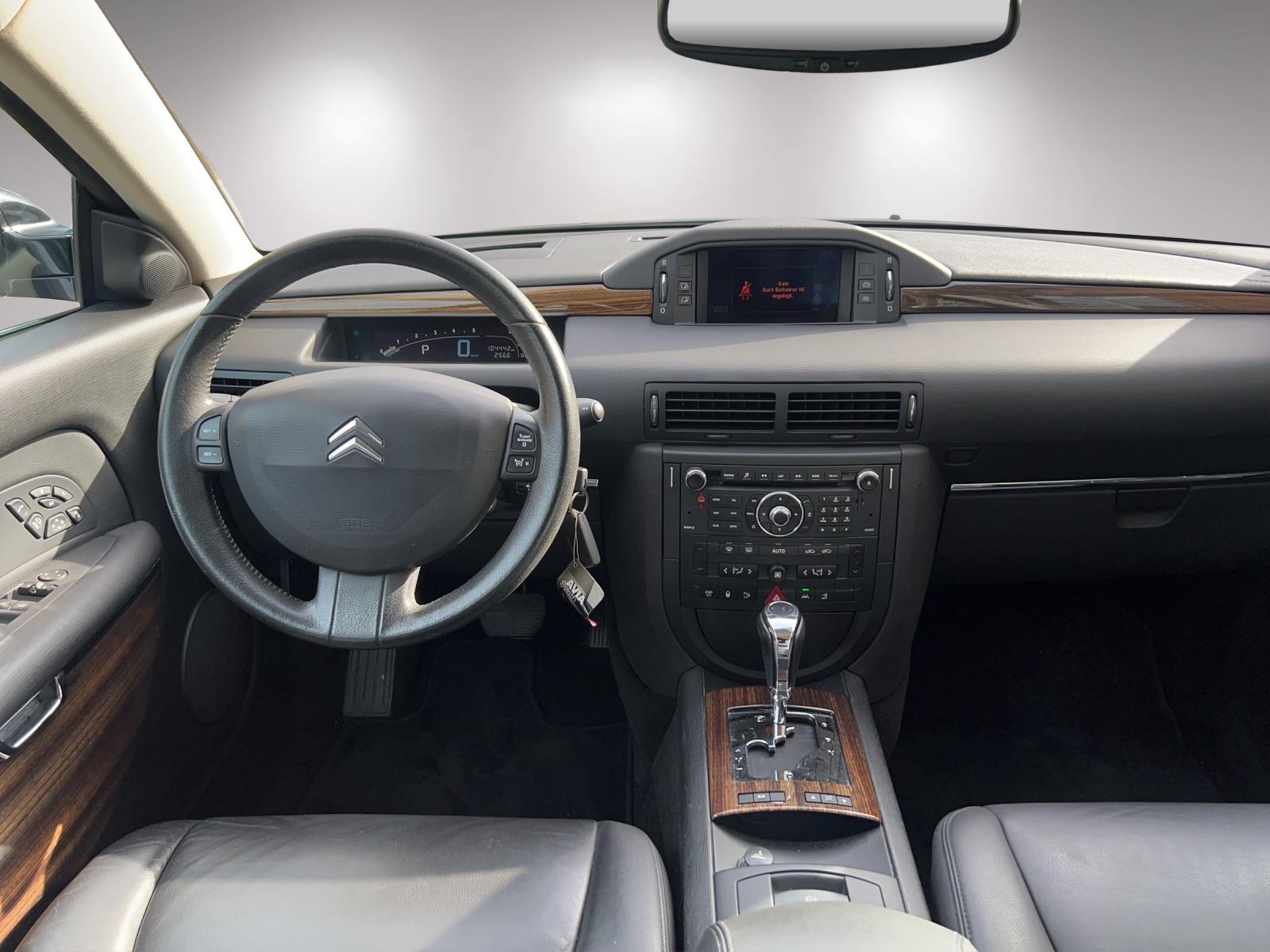CITROEN C6 2.7 HDi V6 Exclusive-image-9