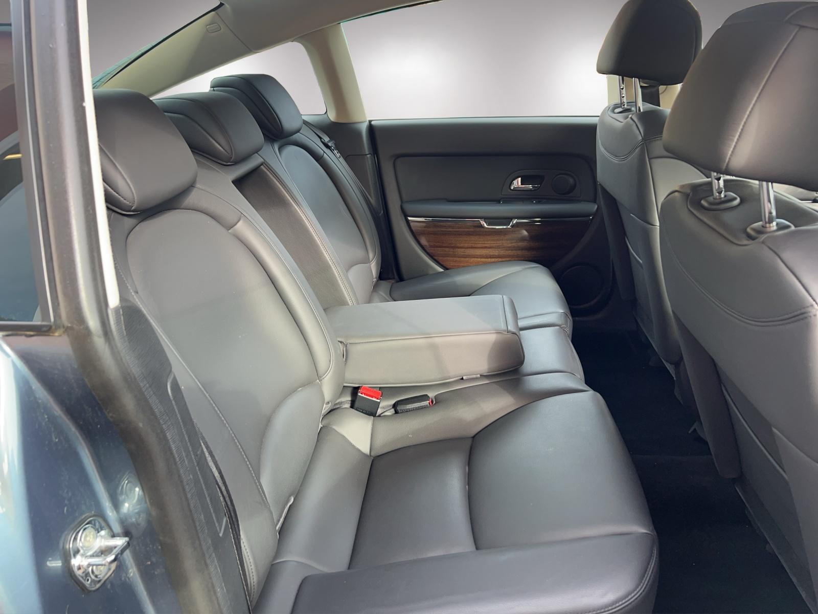 CITROEN C6 2.7 HDi V6 Exclusive-image-12