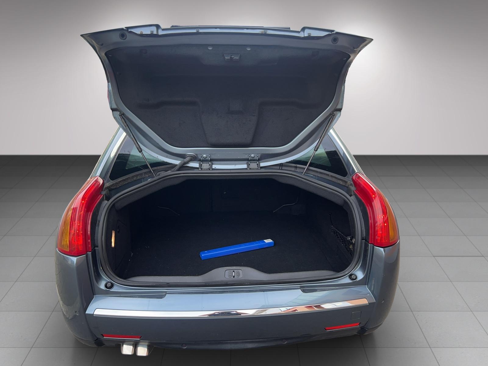 CITROEN C6 2.7 HDi V6 Exclusive-image-13