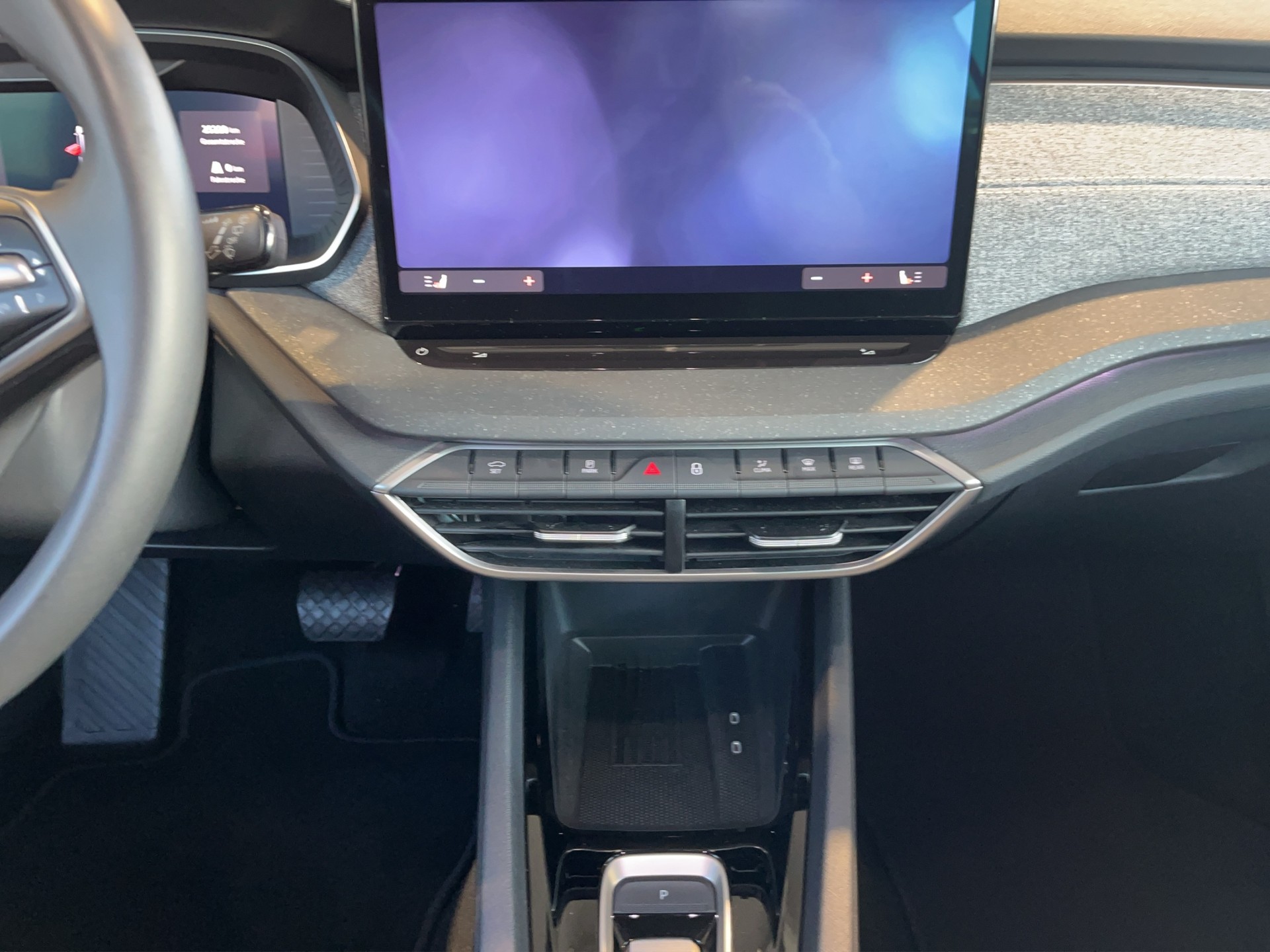SKODA Octavia Combi 2.0 TDI DSG Selection-image-12