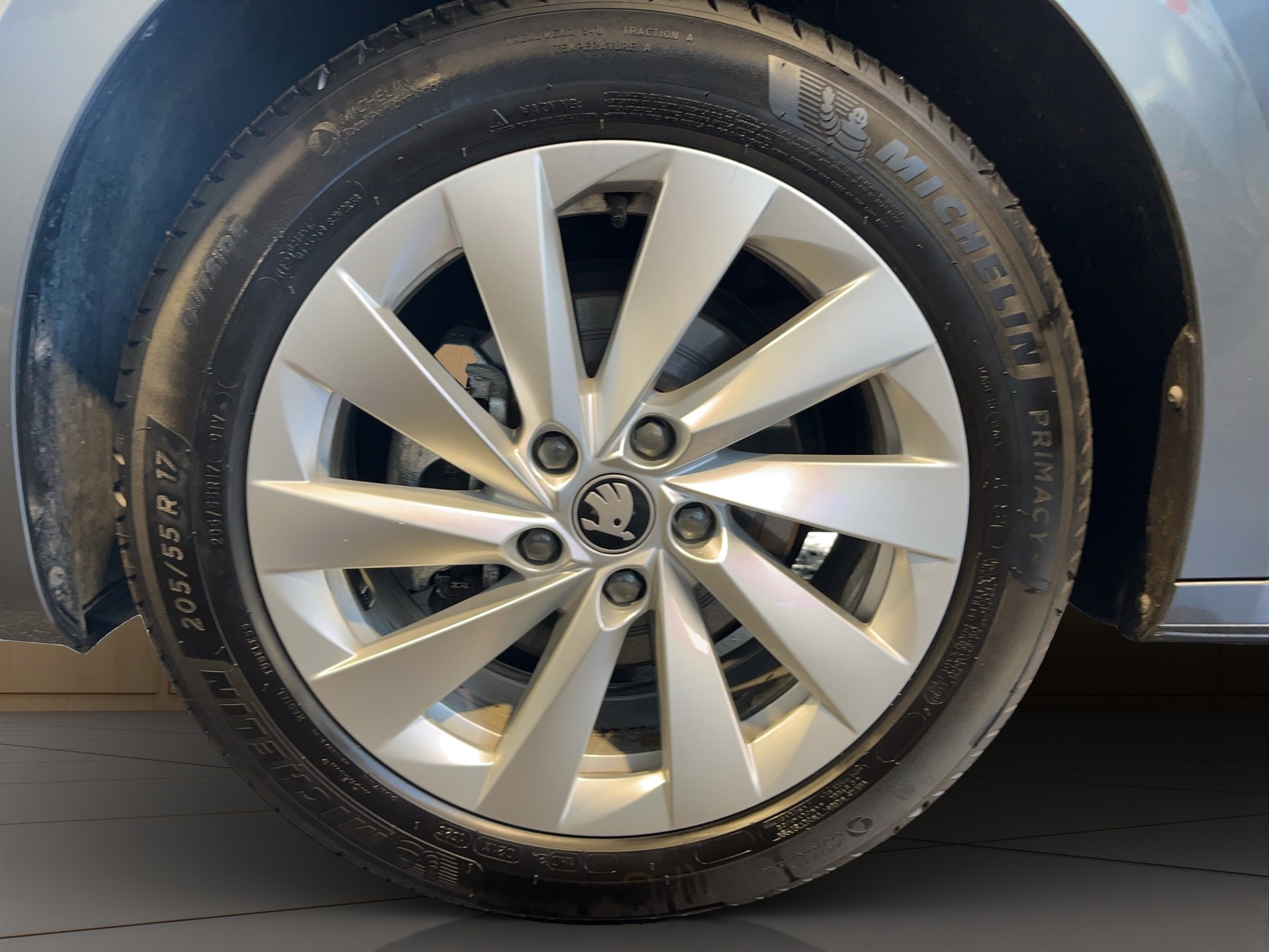 SKODA Octavia Combi 2.0 TDI DSG Selection-image-16