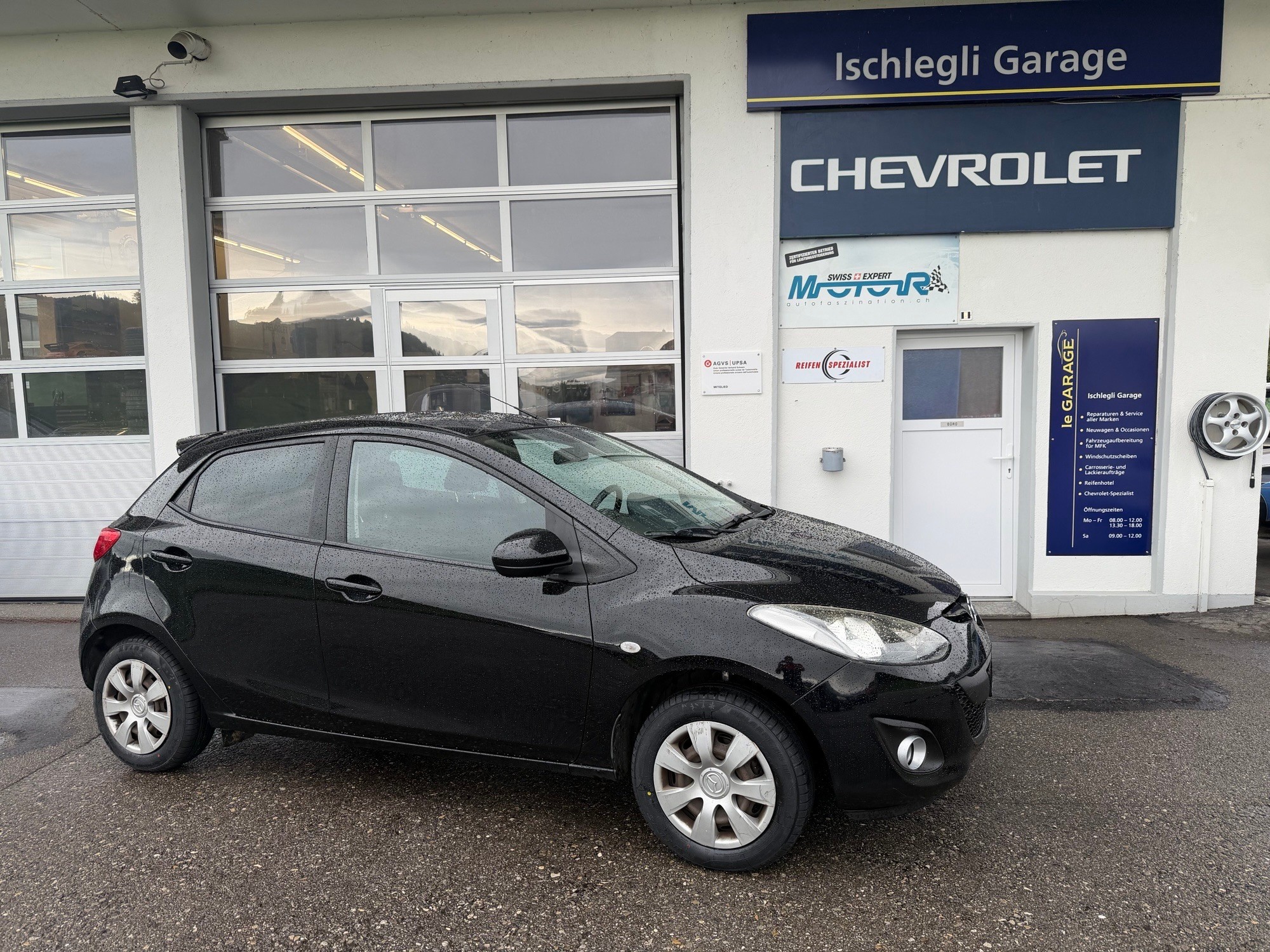 Car photo