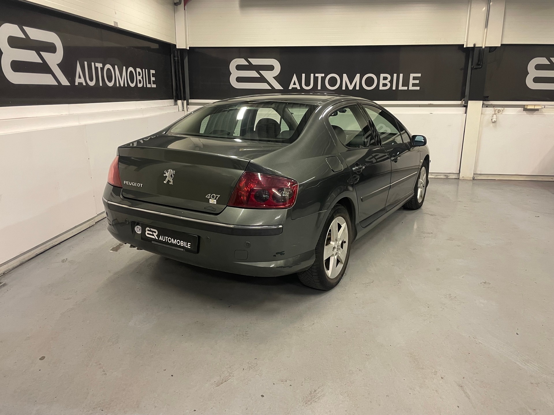 PEUGEOT 407 3.0 SV Executive Automatic-image-2