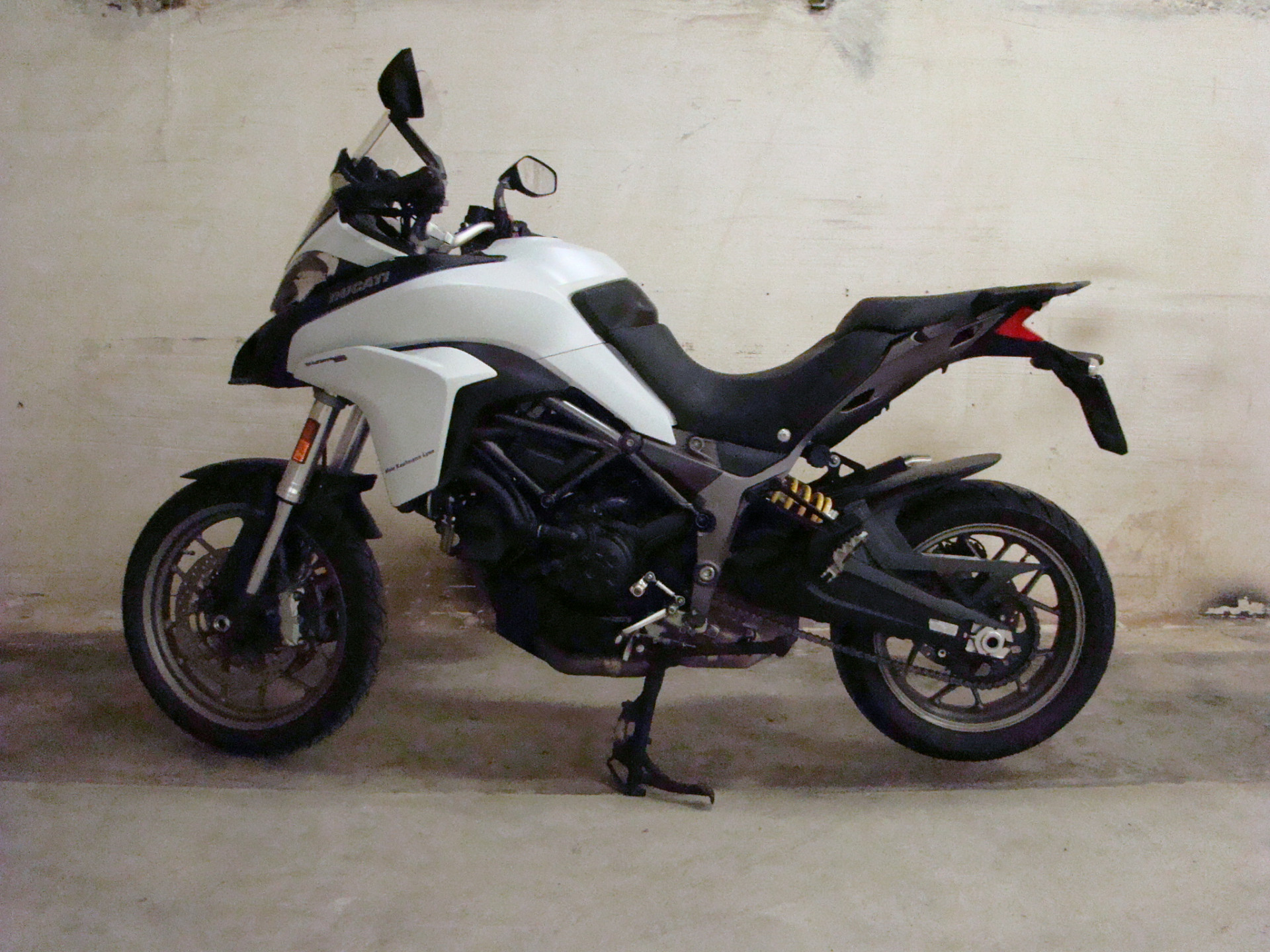 DUCATI Multistrada 950