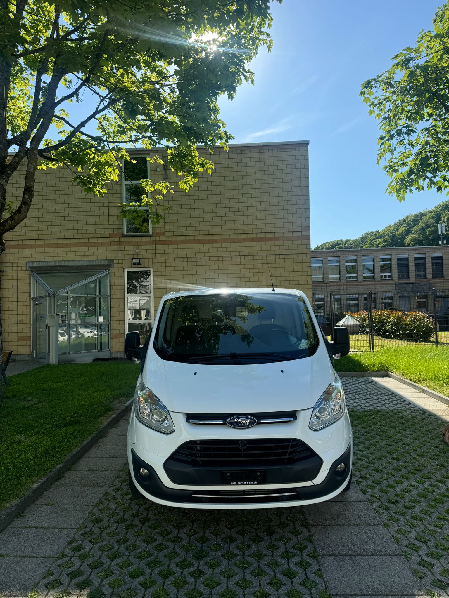 FORD Transit Custom Van 310 L2H1 Limited-image-0