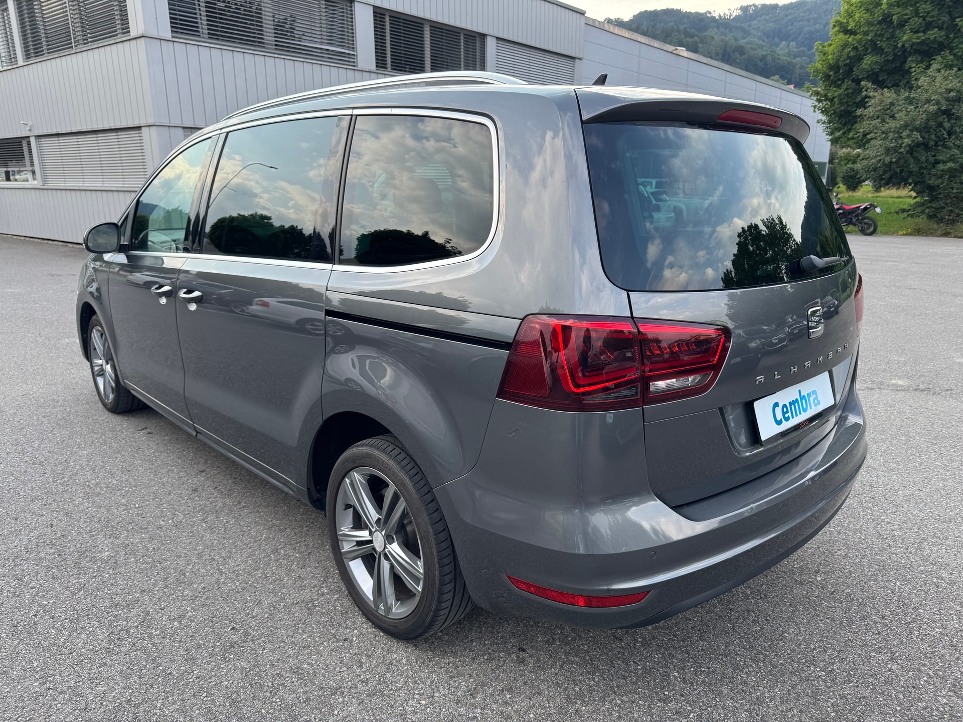 SEAT Alhambra 2.0 TDI Style DSG-image-3