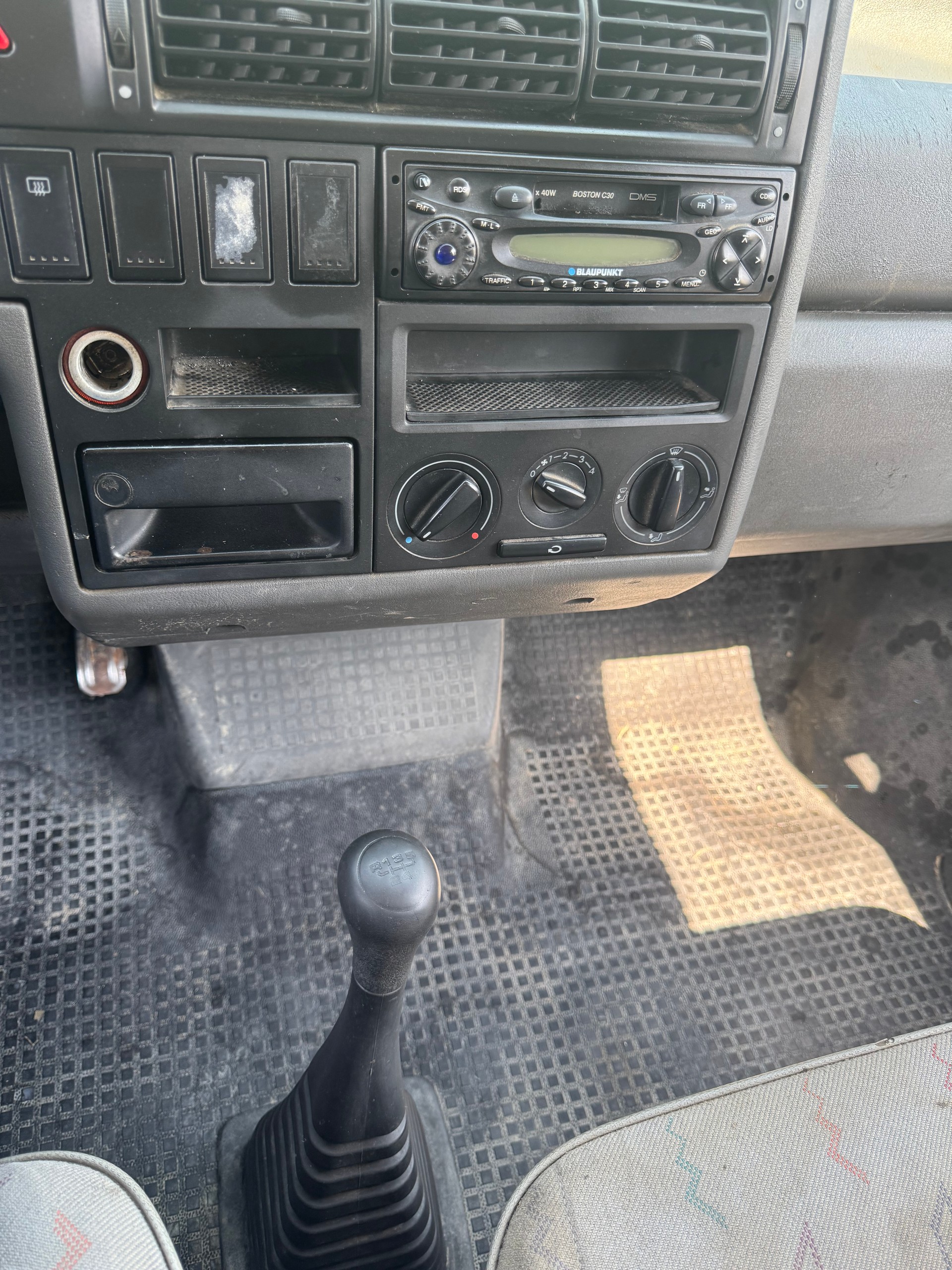 VW T4 - 1,9 Diesel-image-6