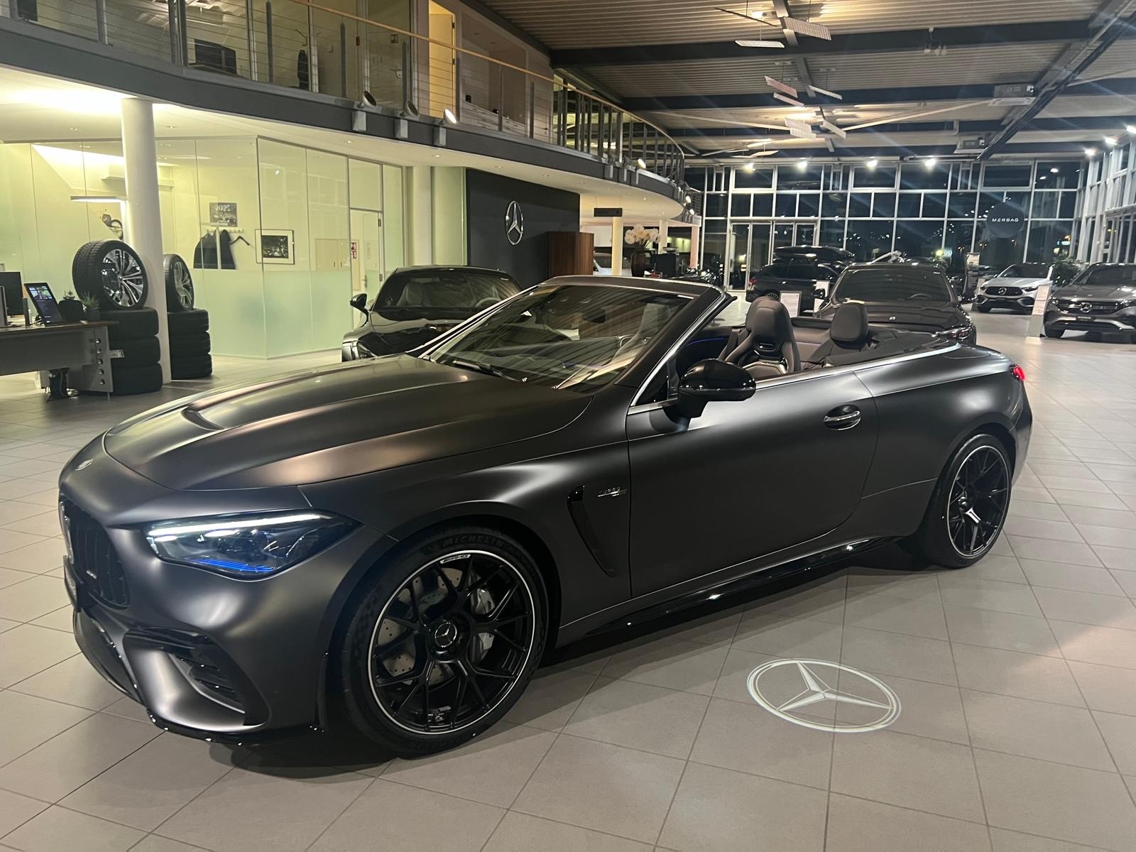 MERCEDES-BENZ CLE AMG 53 Cabrio 4Matic+ 9G-Tronic-image-0