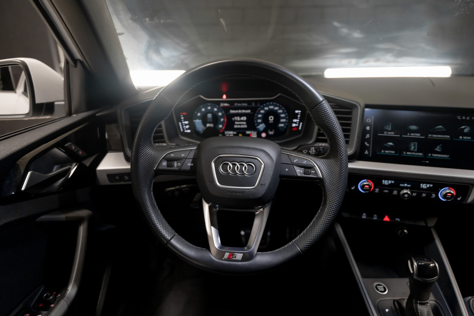 AUDI A1 Sportback 30 TFSI S Line Attraction S-tronic-image-5