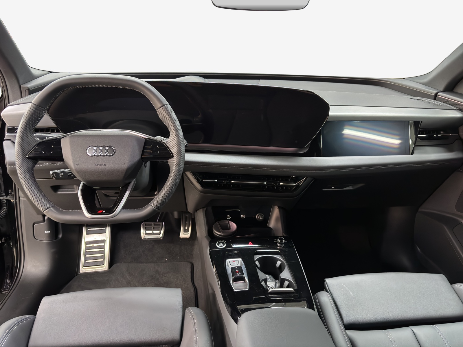 AUDI Q6 e-tron quattro-image-10
