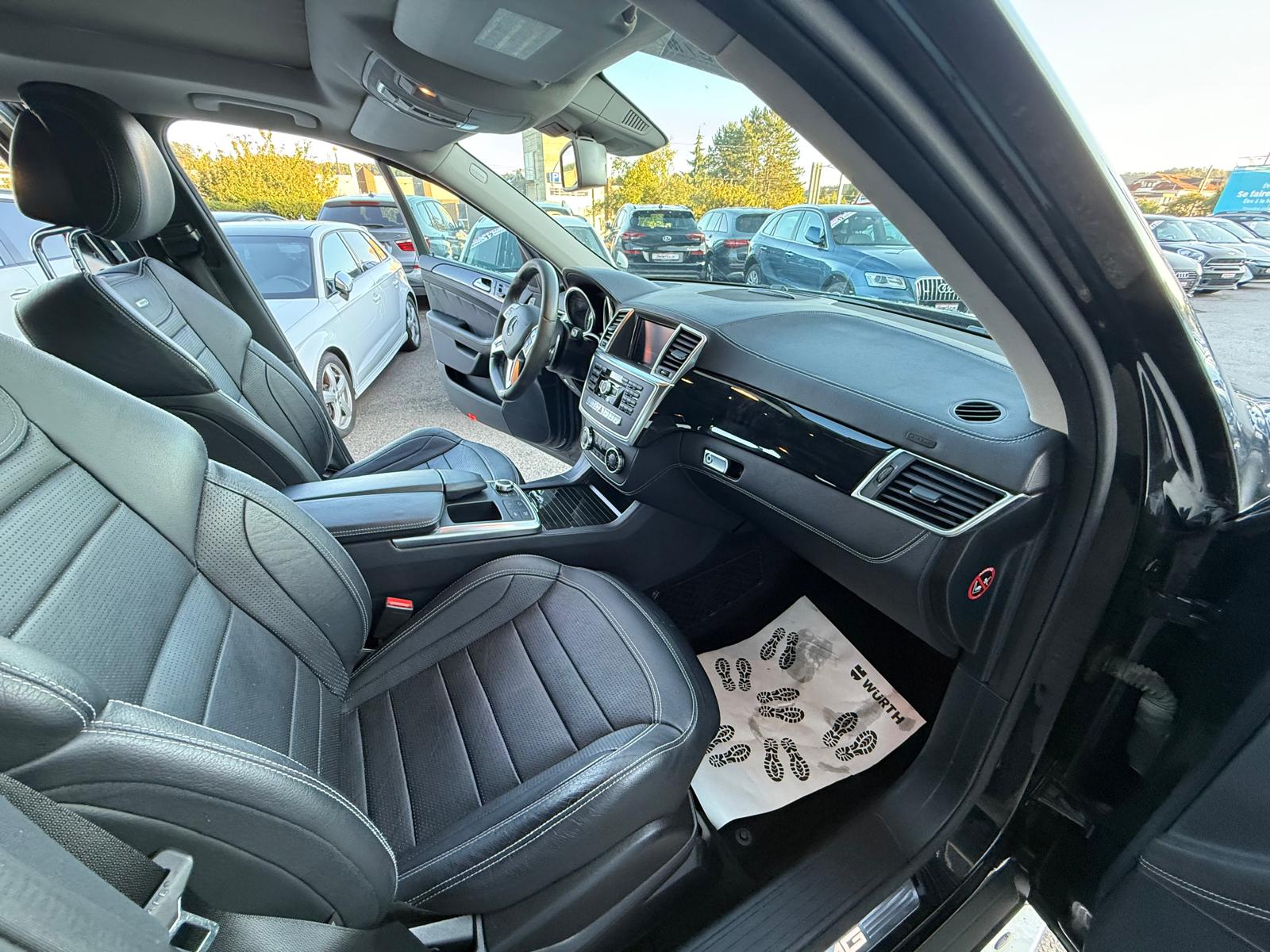 MERCEDES-BENZ ML 63 AMG Executive 4Matic Speedshift-image-7